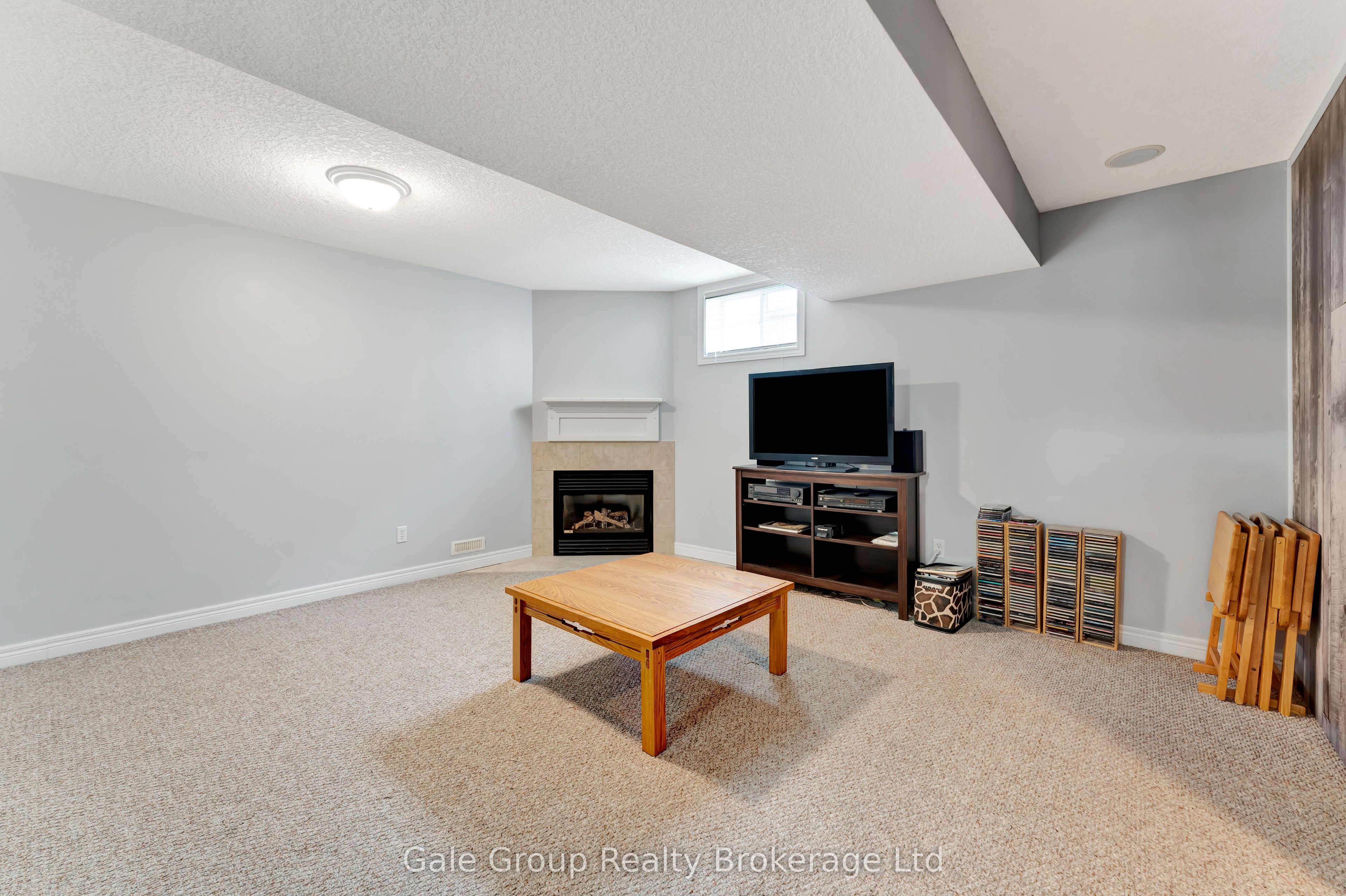 693 Southwood Way Property Photo 19