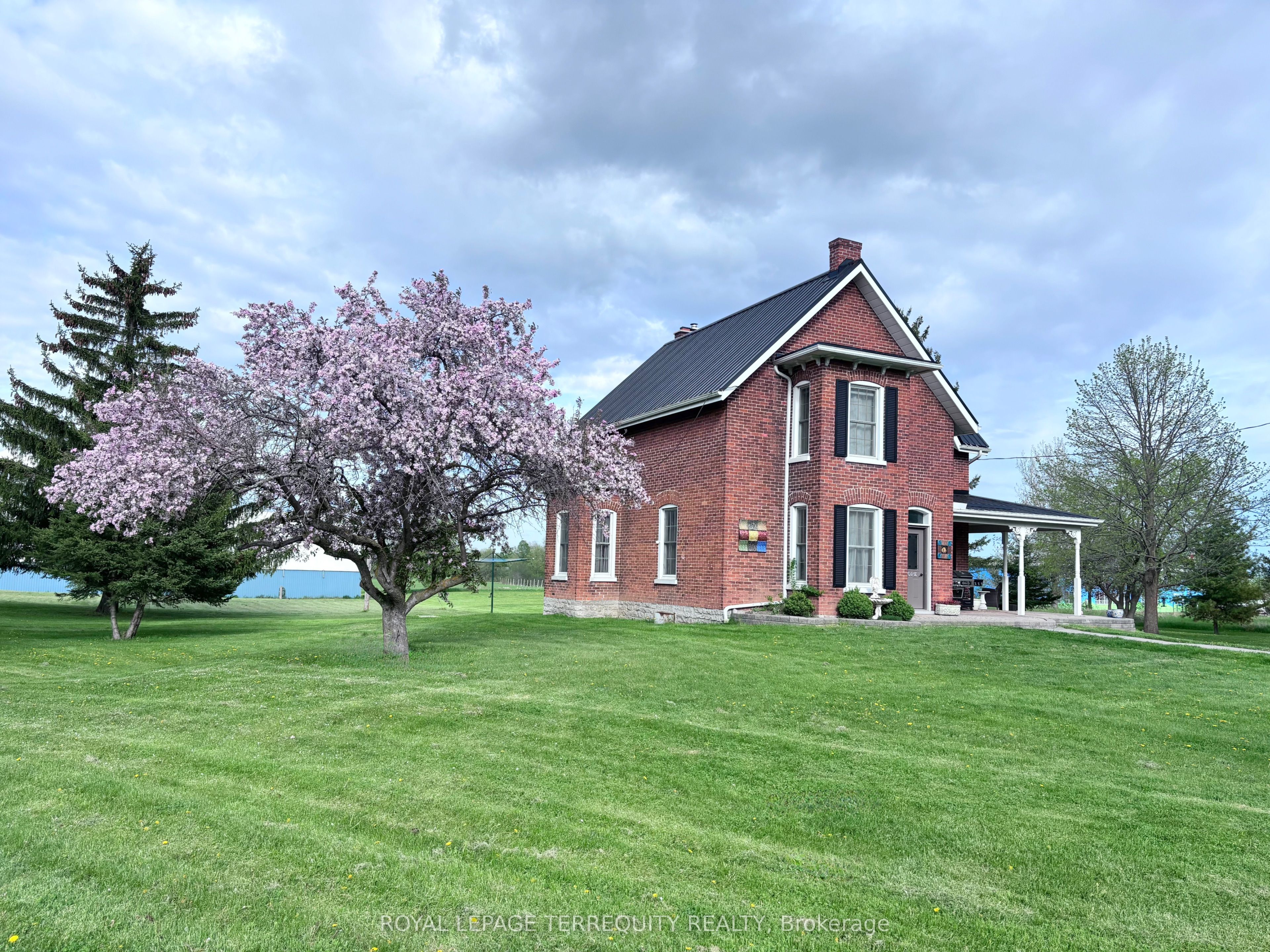 6984 Highway 62 Property Photo 1
