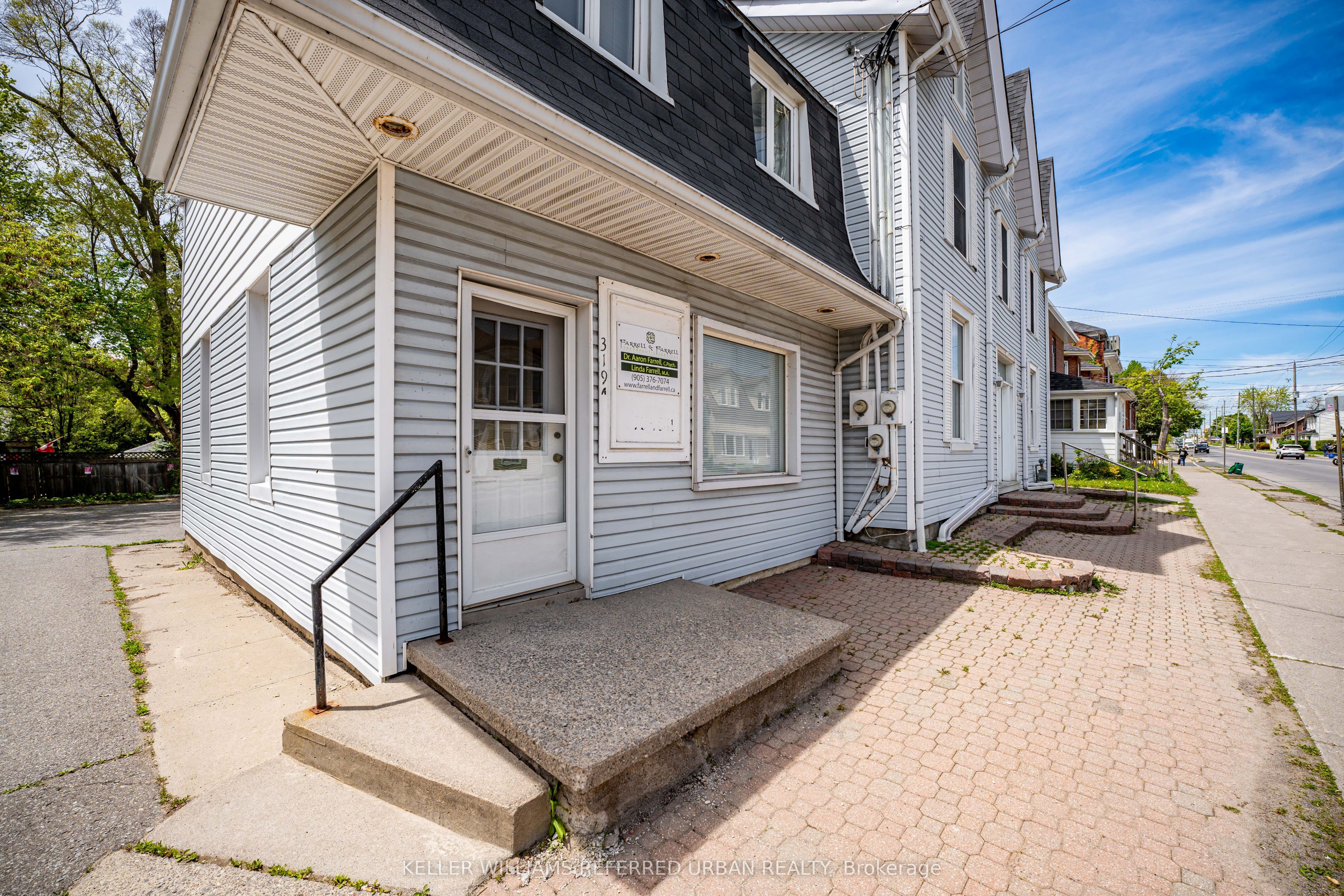 319 Division Street Property Photo 4