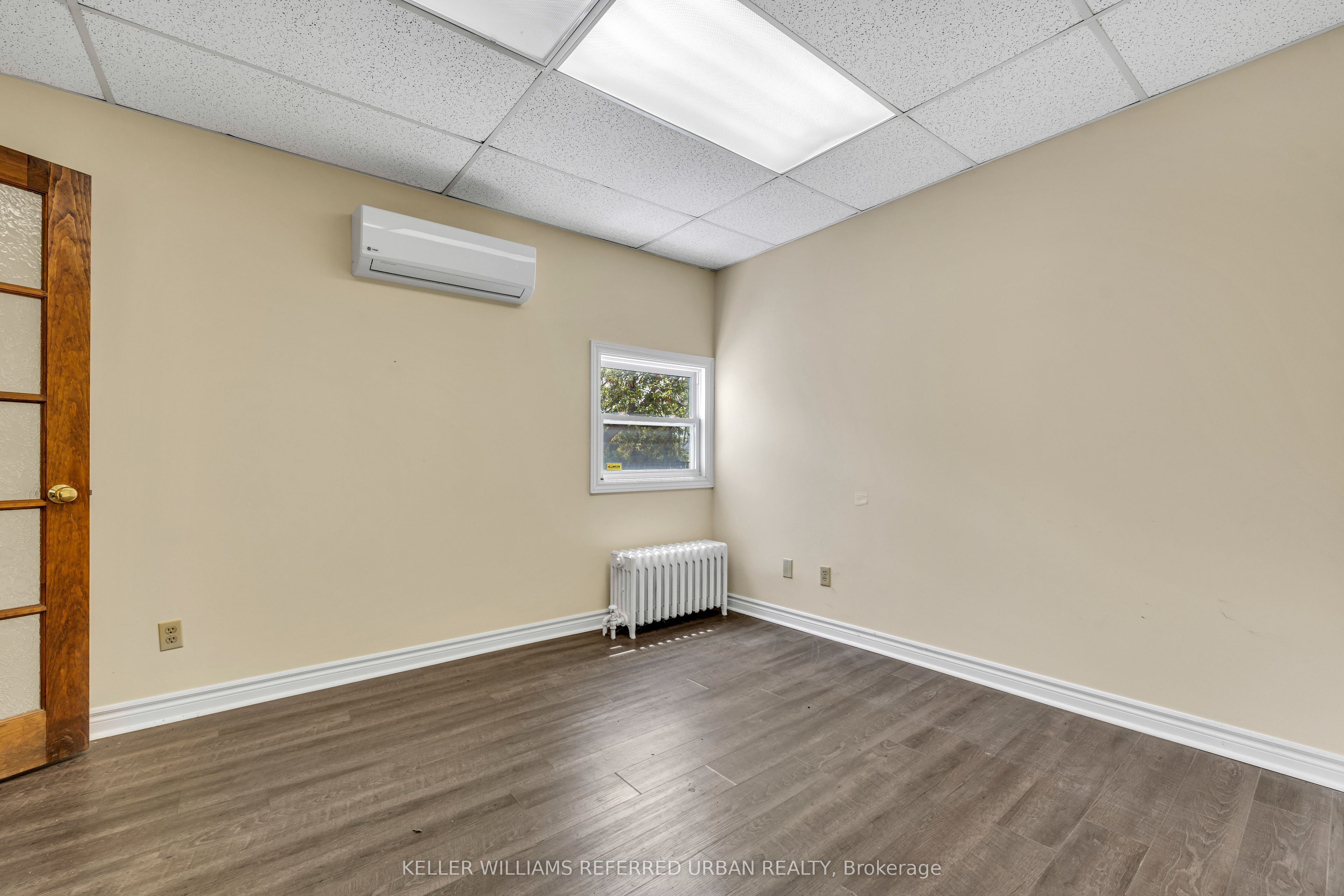 319 Division Street Property Photo 37