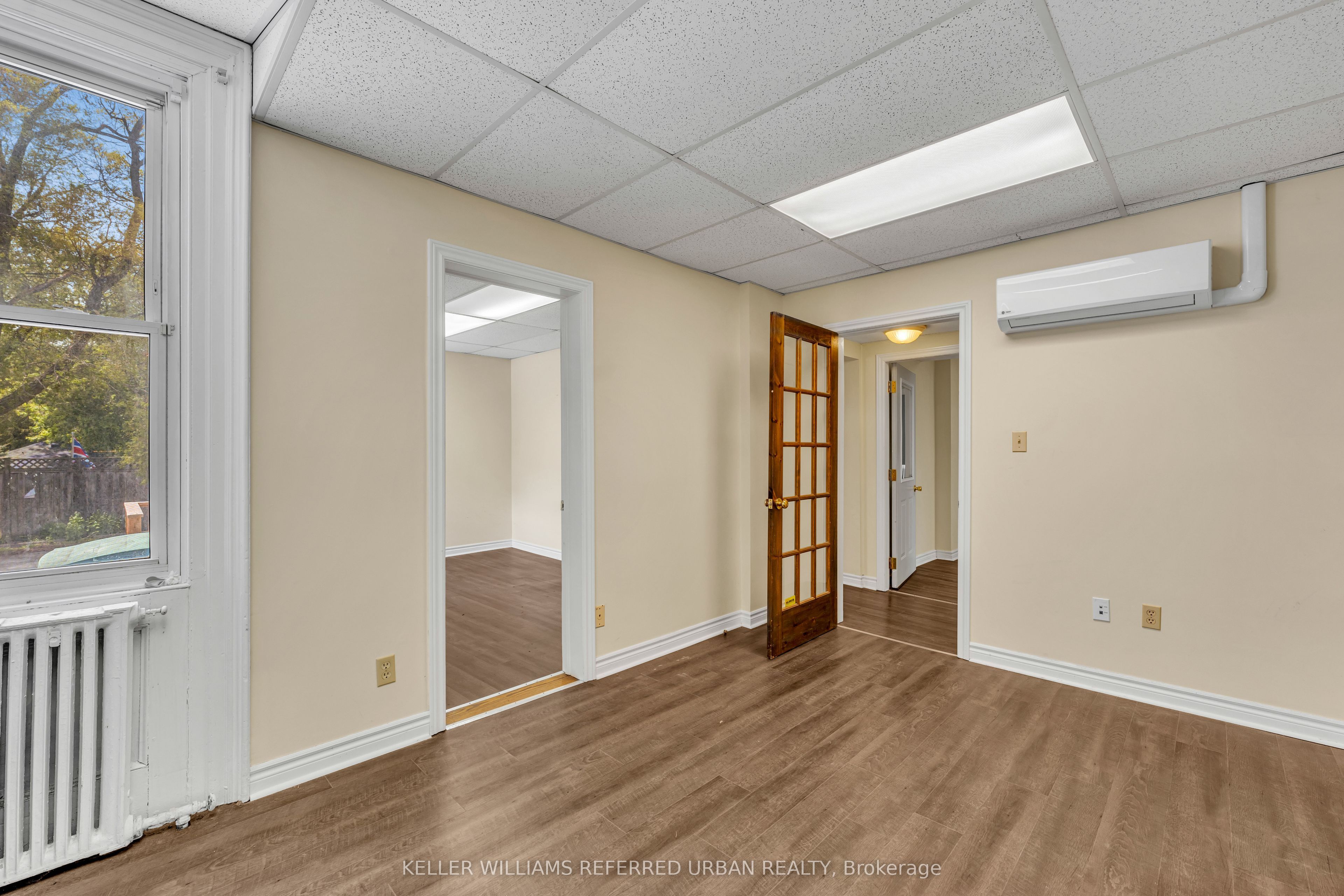319 Division St Property Photo 40