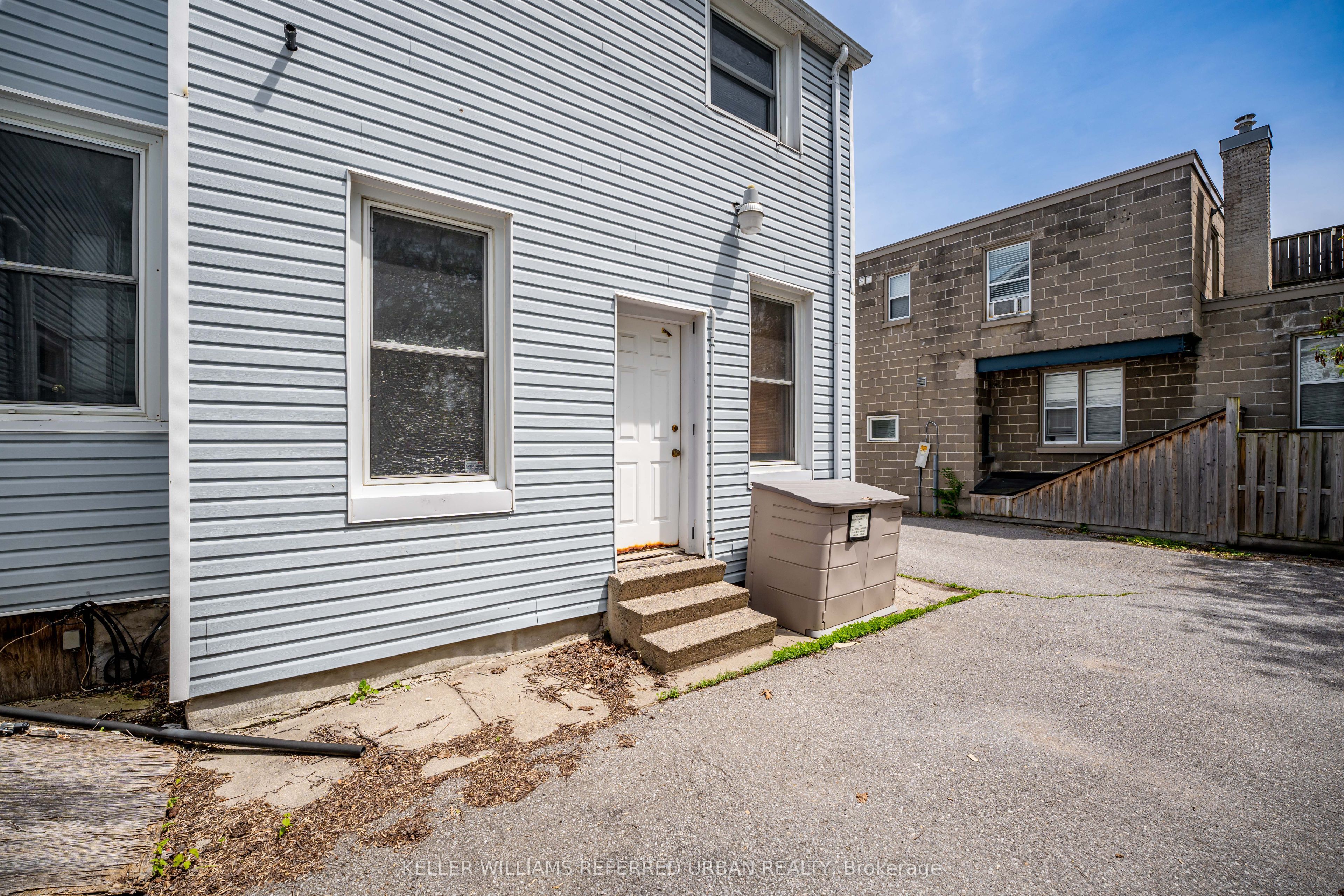 319 Division St Property Photo 46