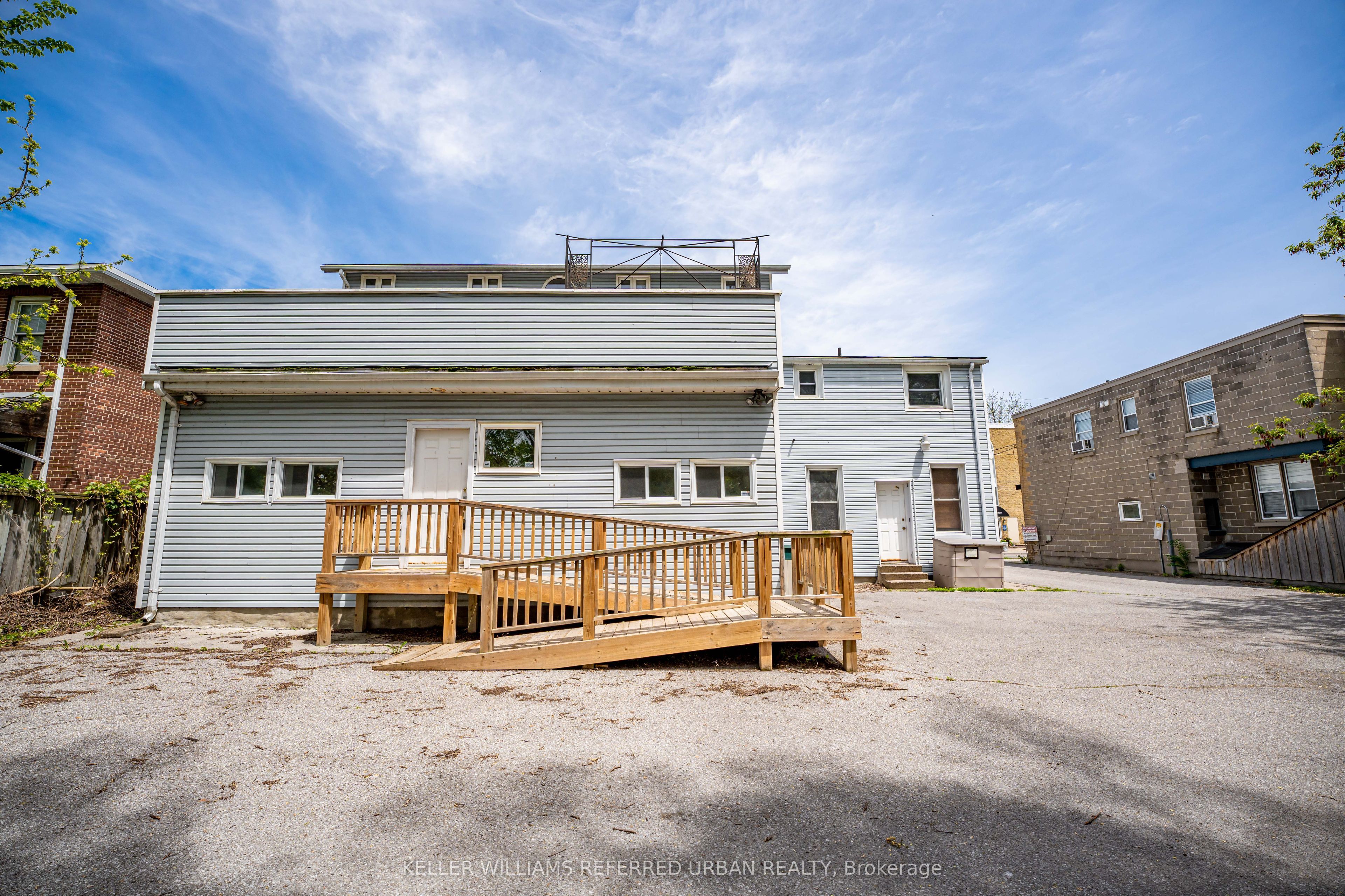 319 Division St Property Photo 47