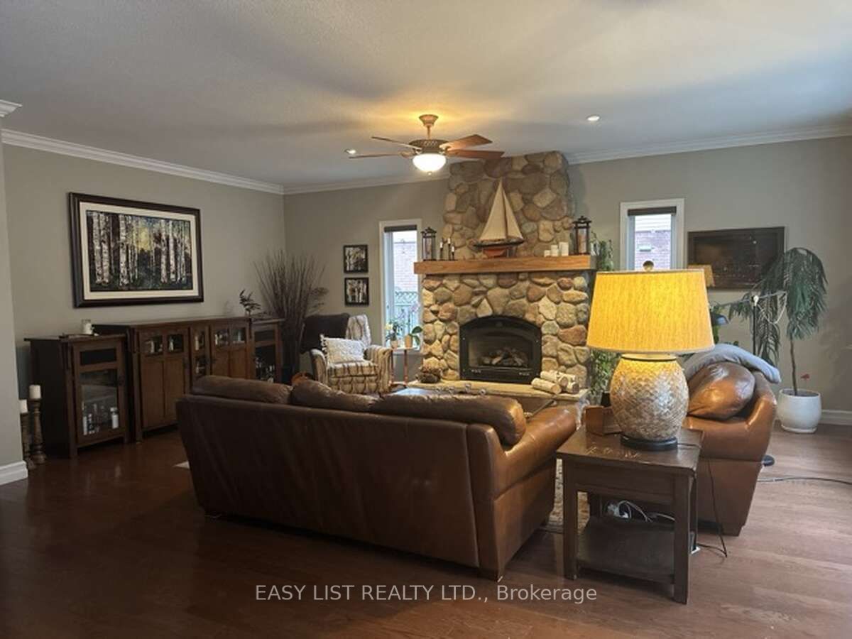 327 Richmeadow Road Property Photo 4