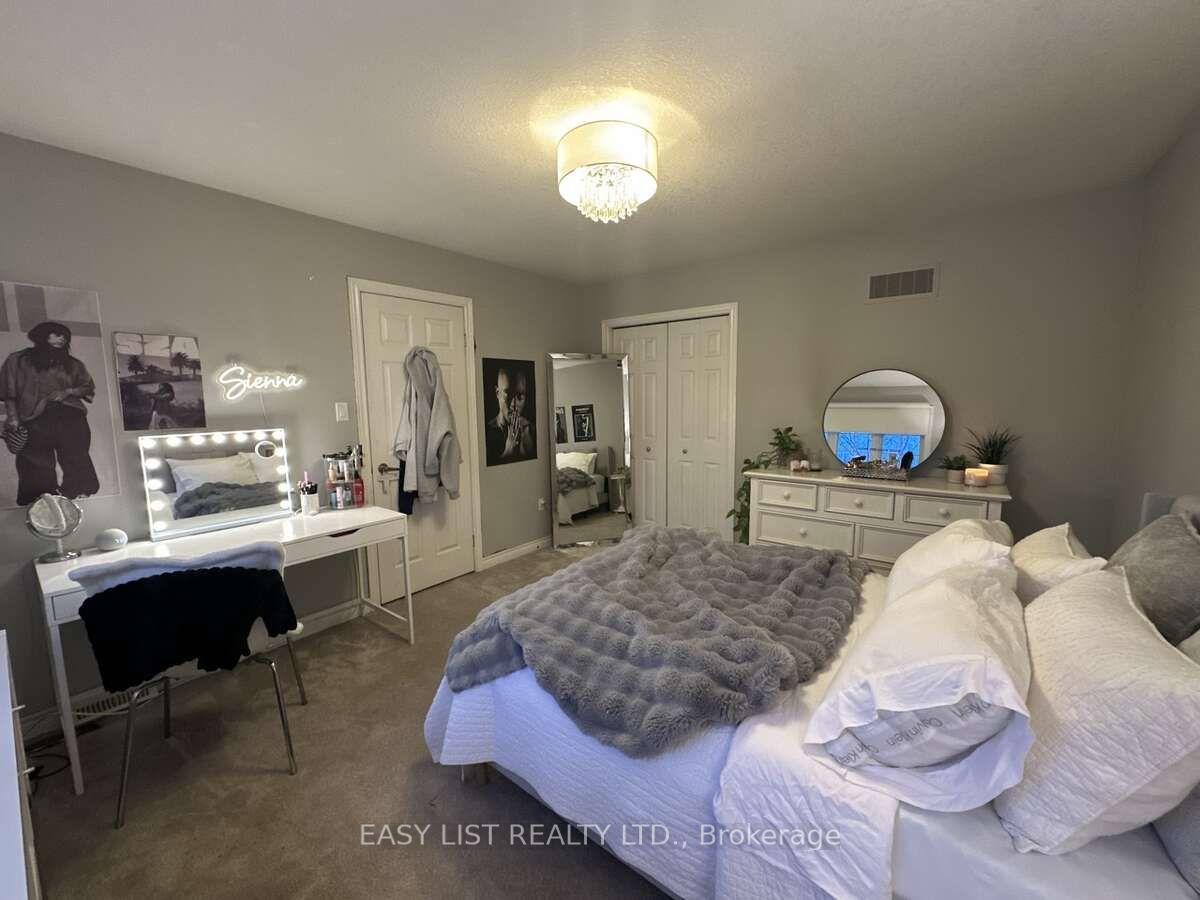 327 Richmeadow Road Property Photo 28
