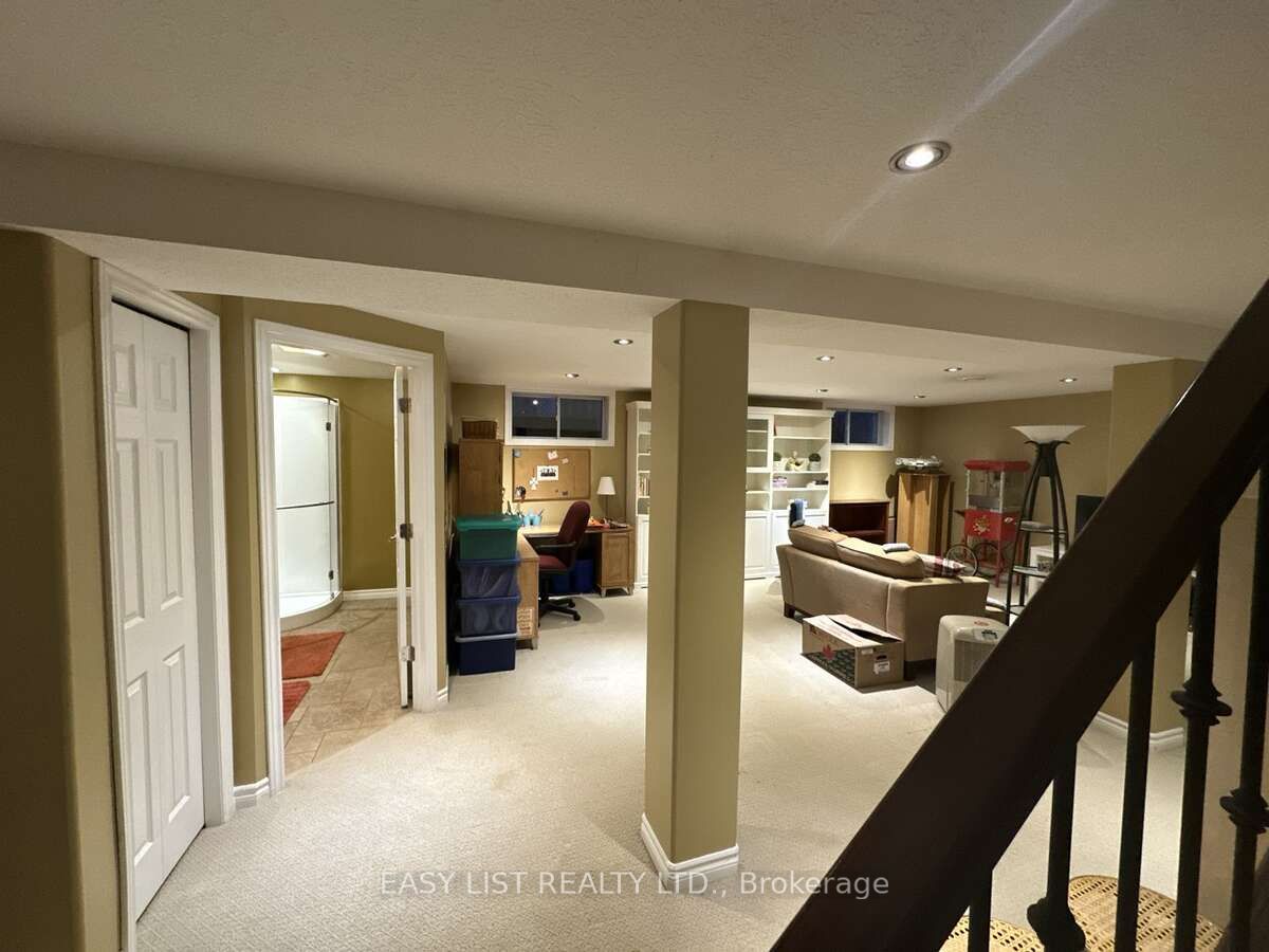 327 Richmeadow Road Property Photo 38