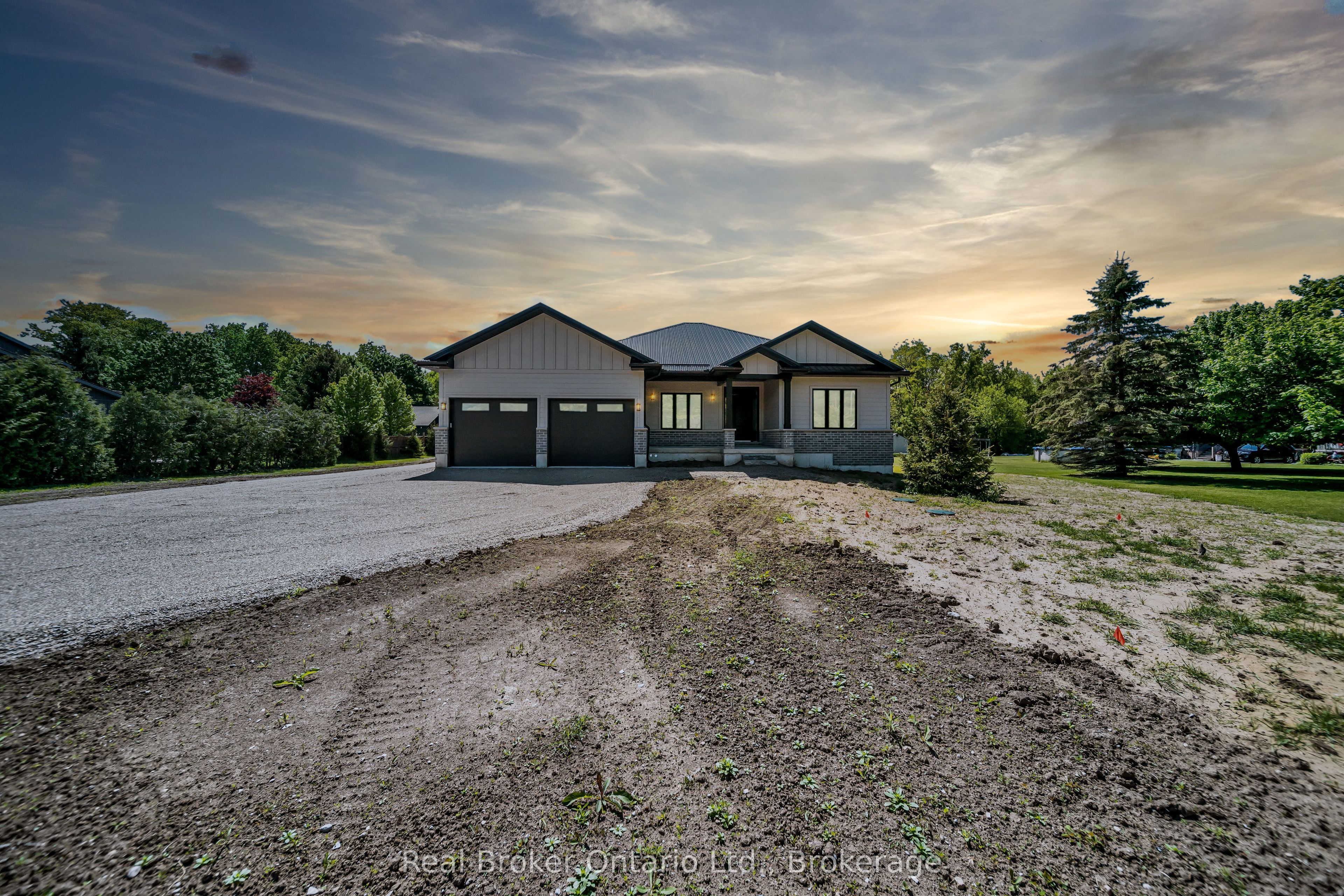 8357 Goosemarsh Line Property Photo 1