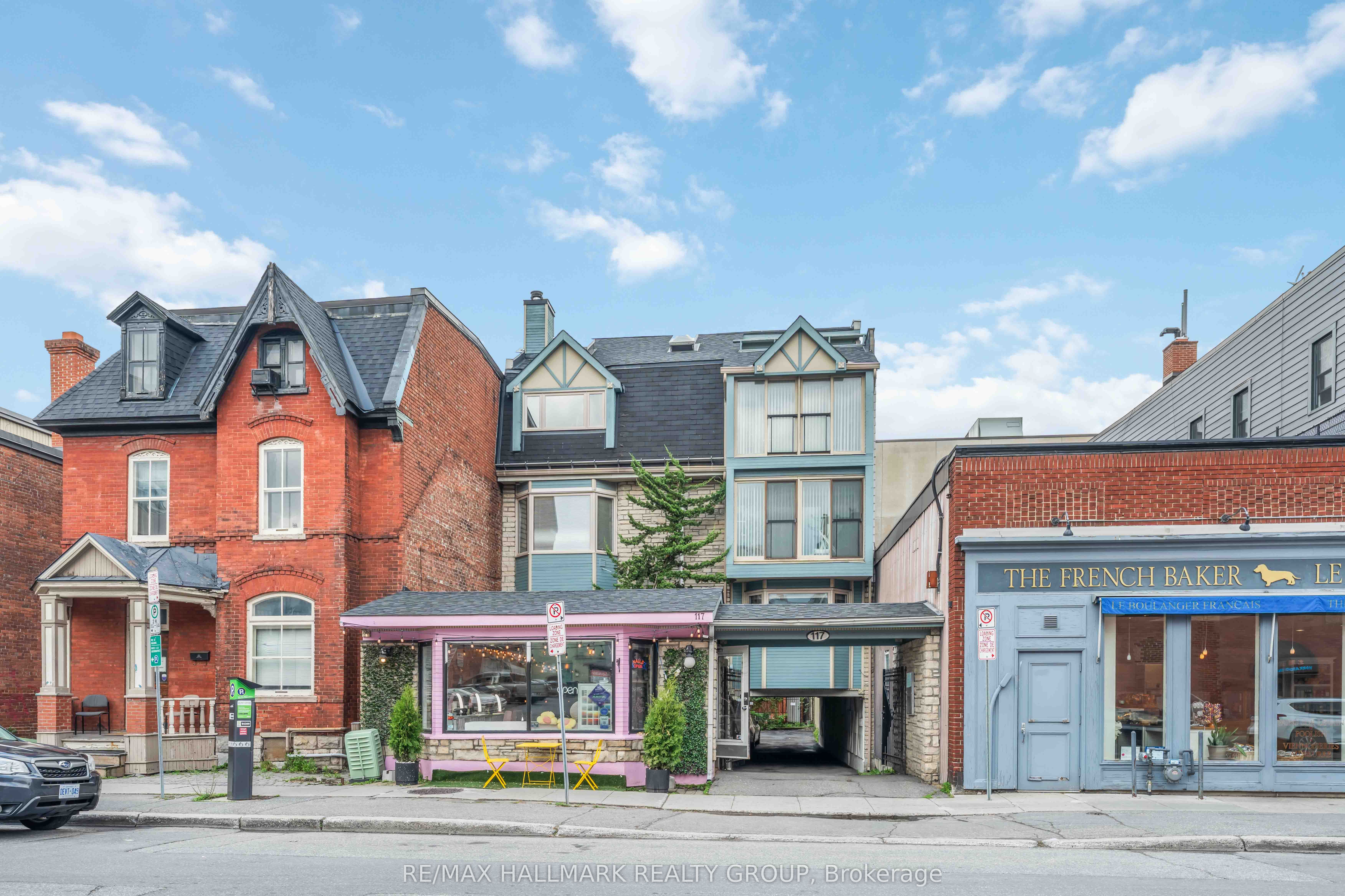 #201 - 117 Murray Street Property Photo 1