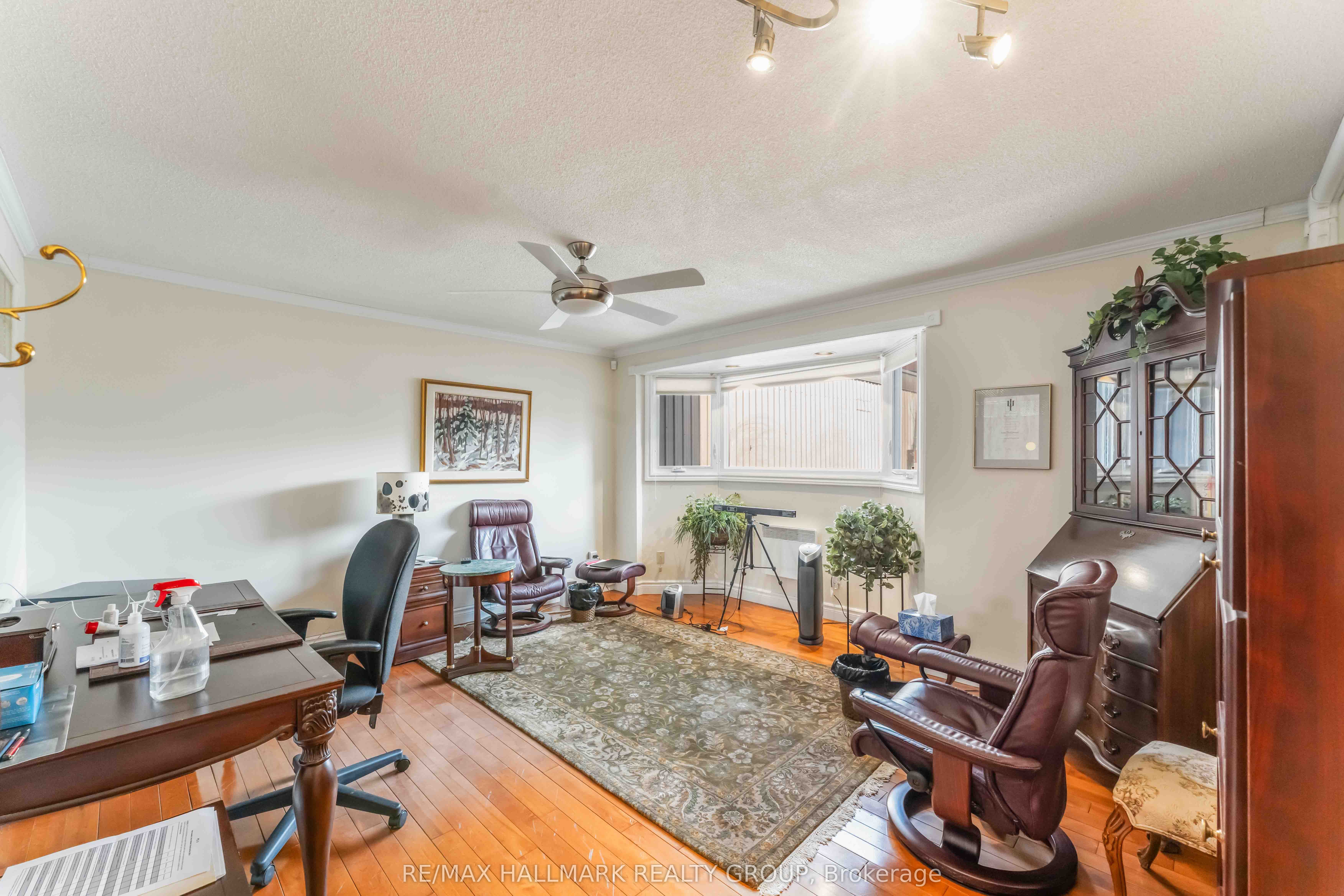 #201 - 117 Murray Street Property Photo 7