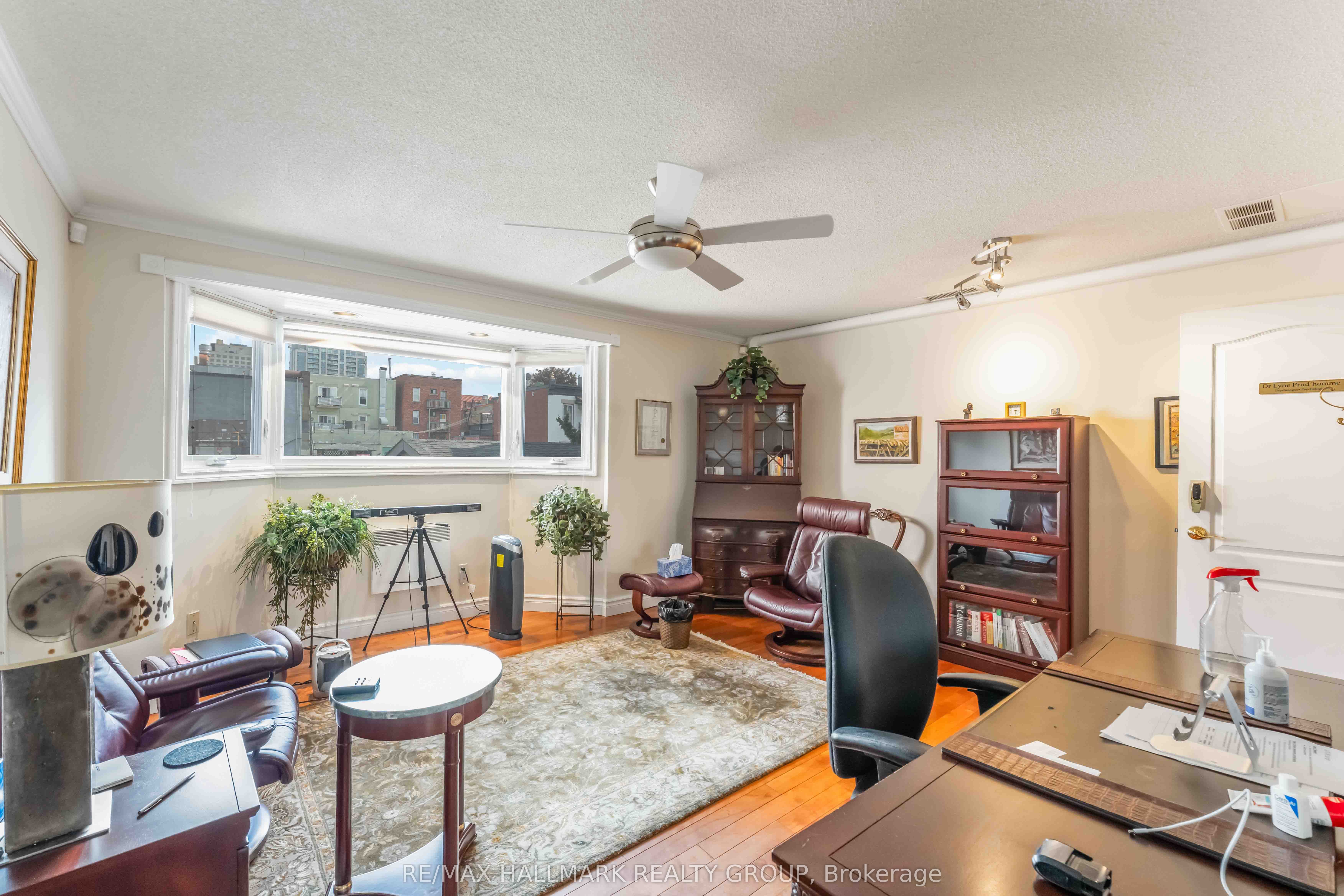 #201 - 117 Murray Street Property Photo 8