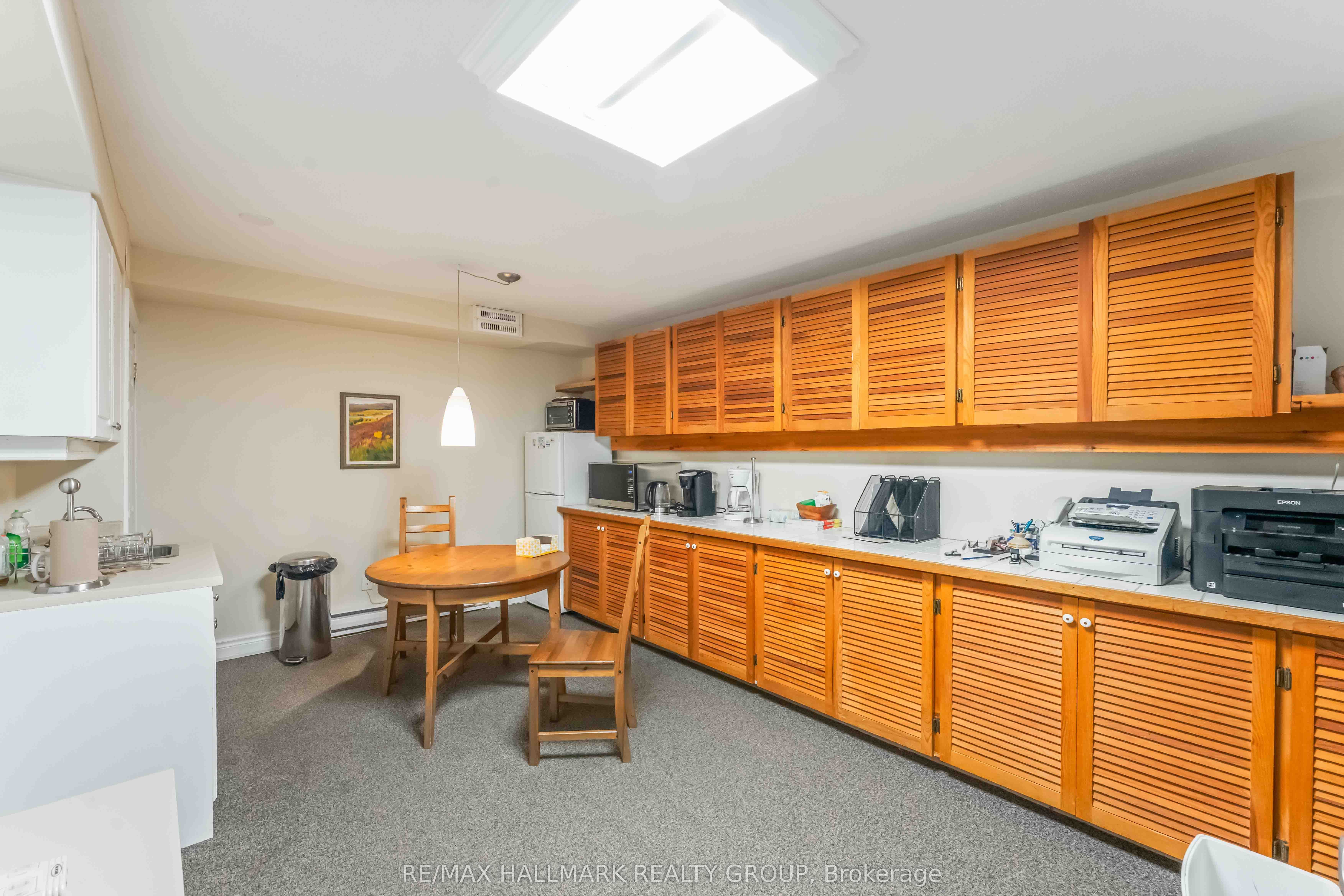 #201 - 117 Murray Street Property Photo 17