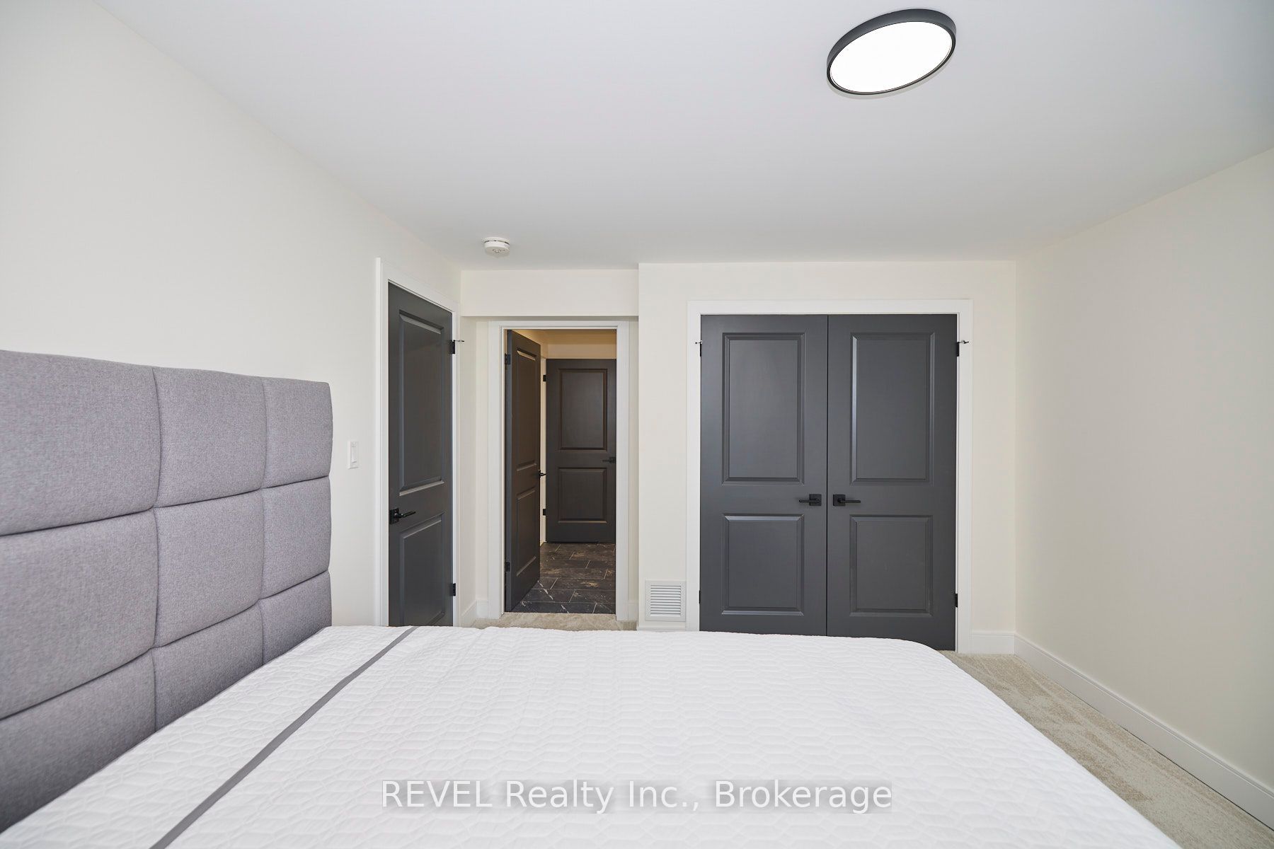 87 Port Robinson Road Property Photo 33