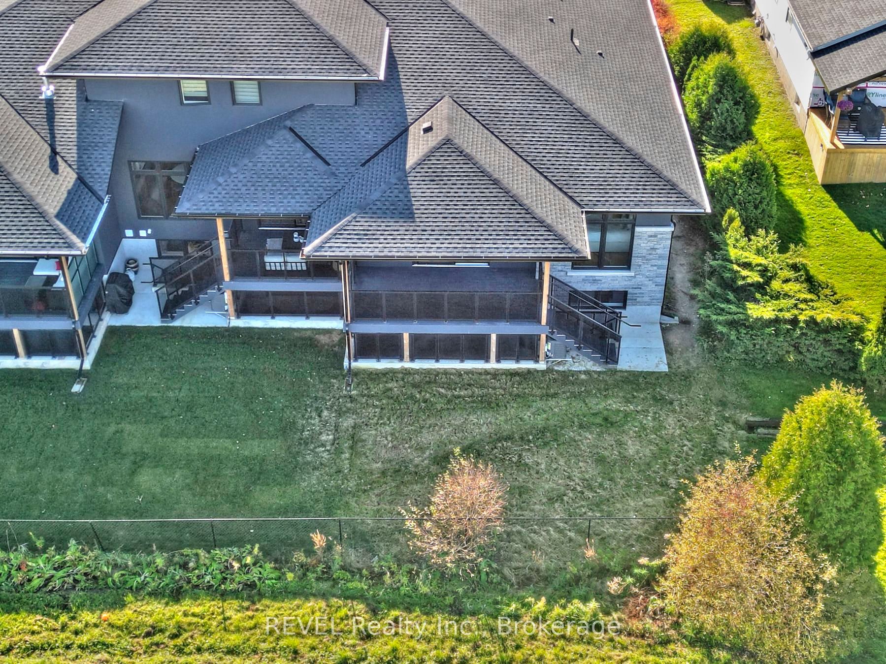 87 Port Robinson Road Property Photo 35