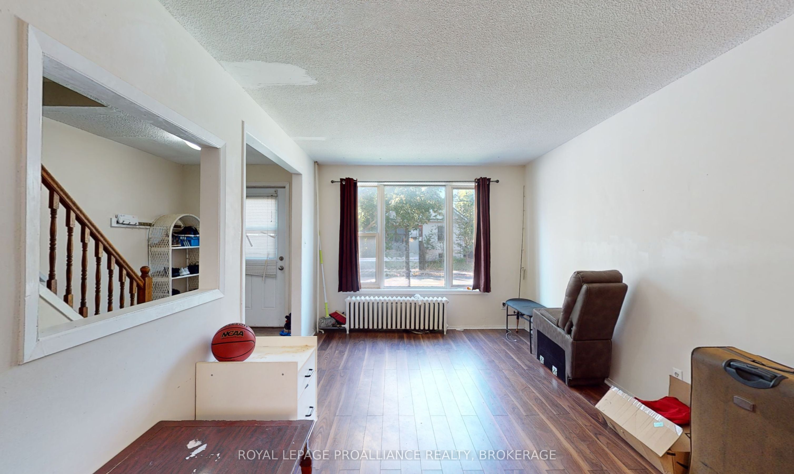 273 Rideau St Property Photo 2