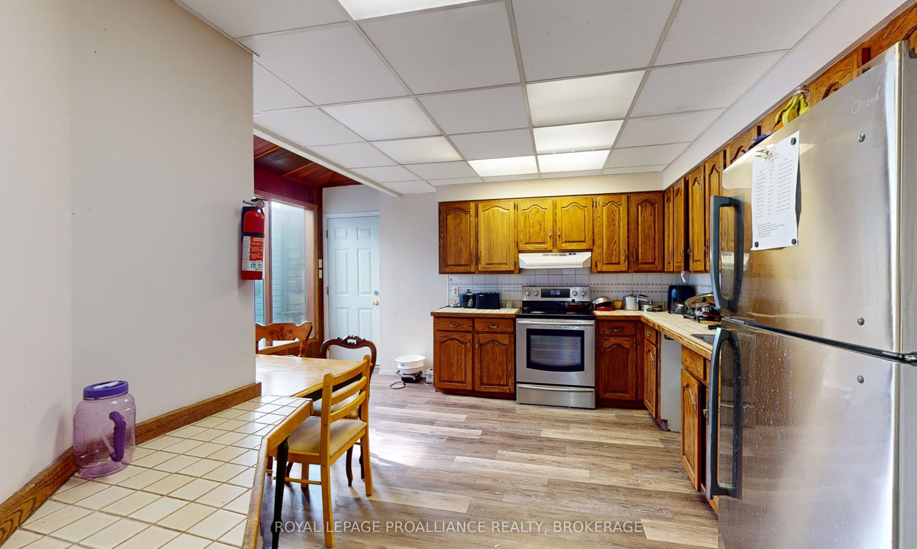 273 Rideau St Property Photo 5