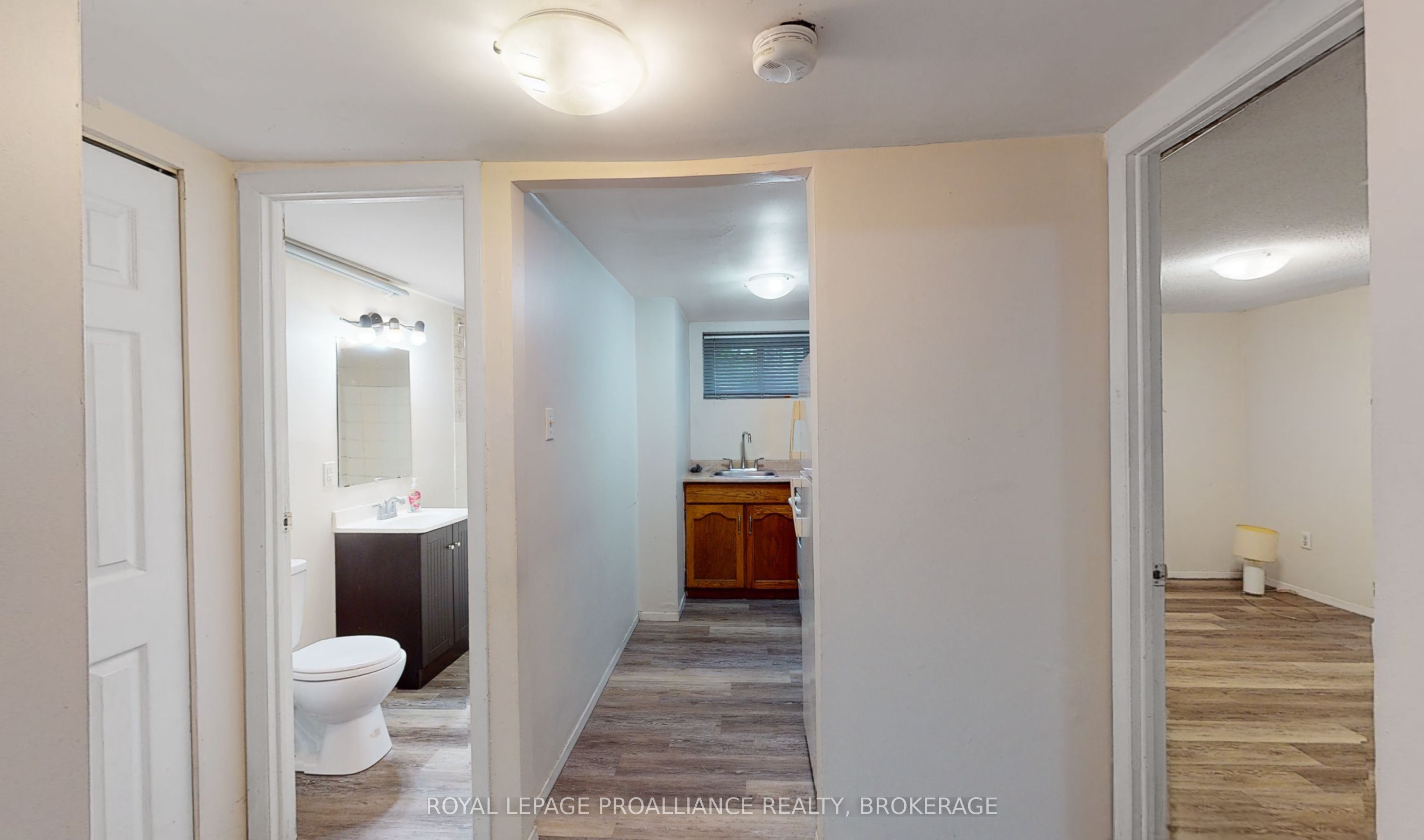 273 Rideau St Property Photo 14