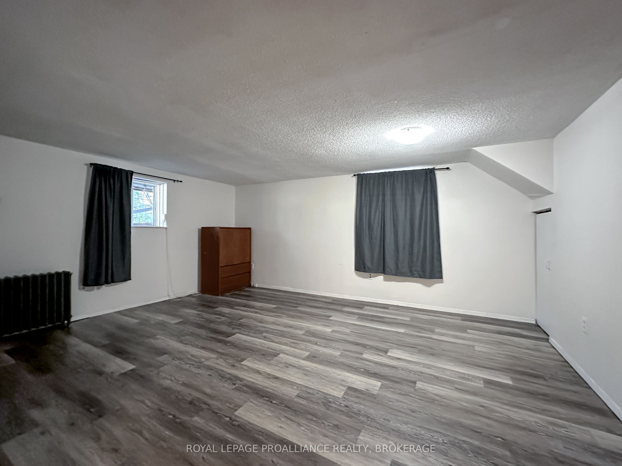 273 Rideau St Property Photo 17