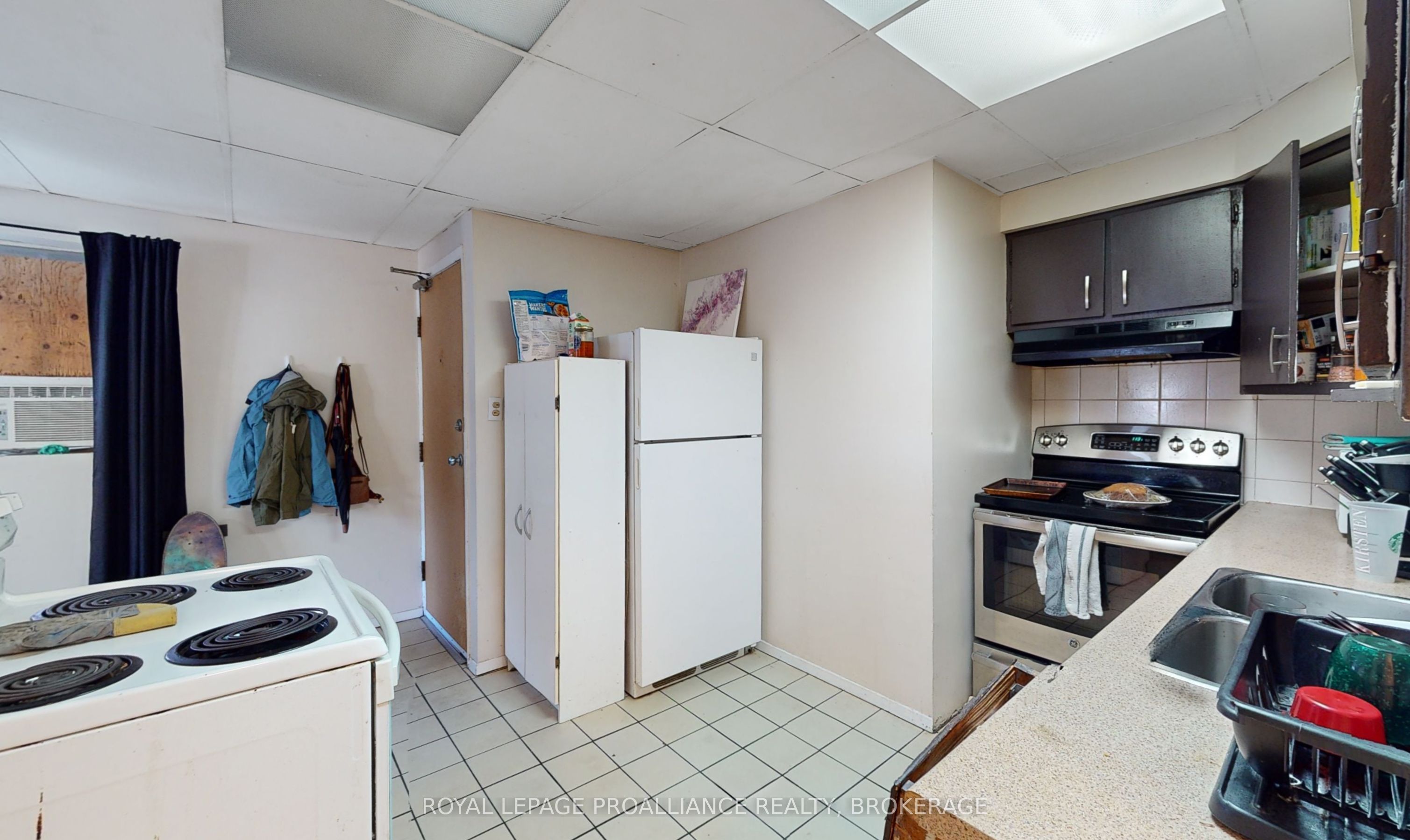 273 Rideau St Property Photo 19