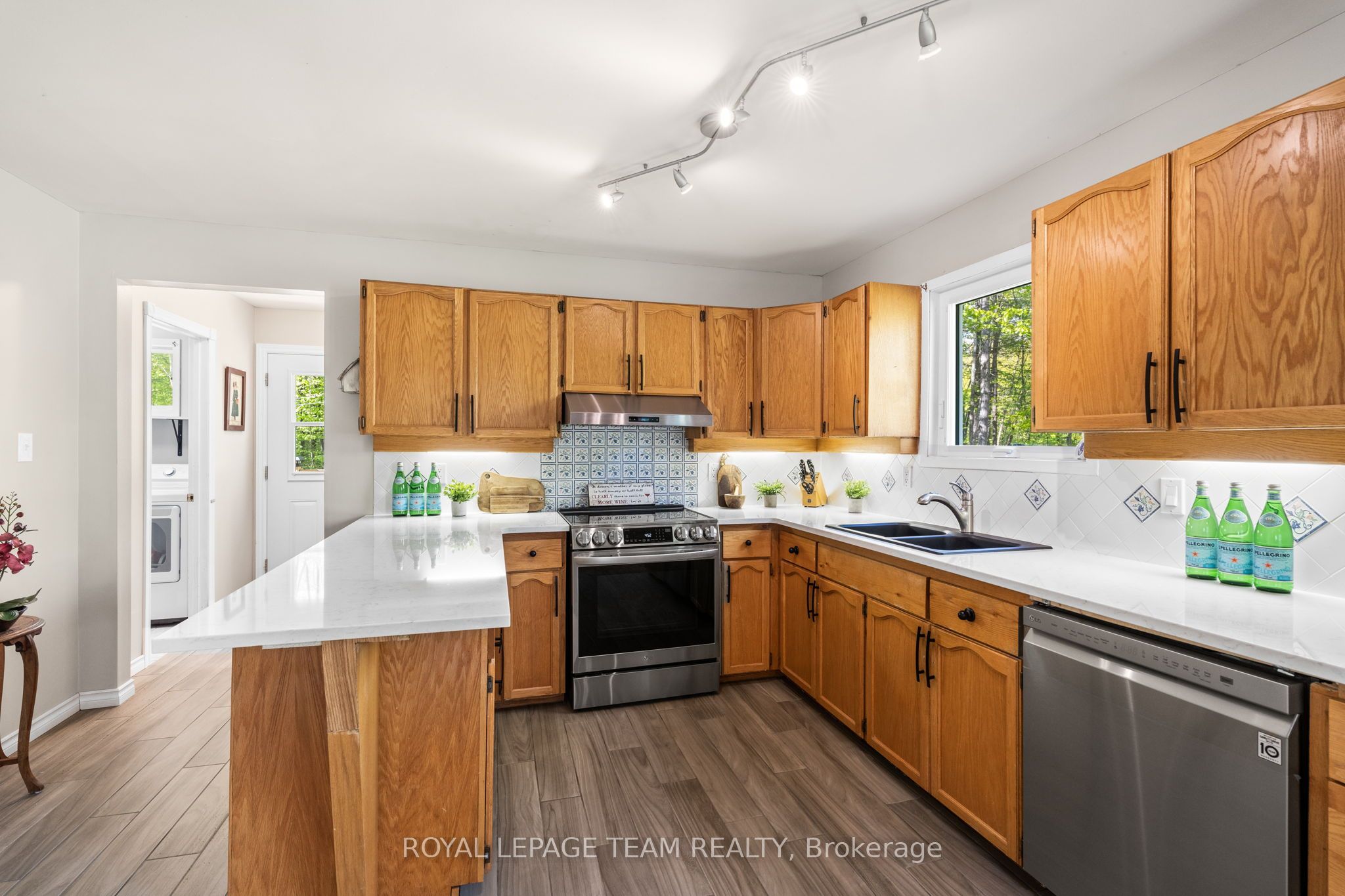 600 Rantz Road Property Photo 15