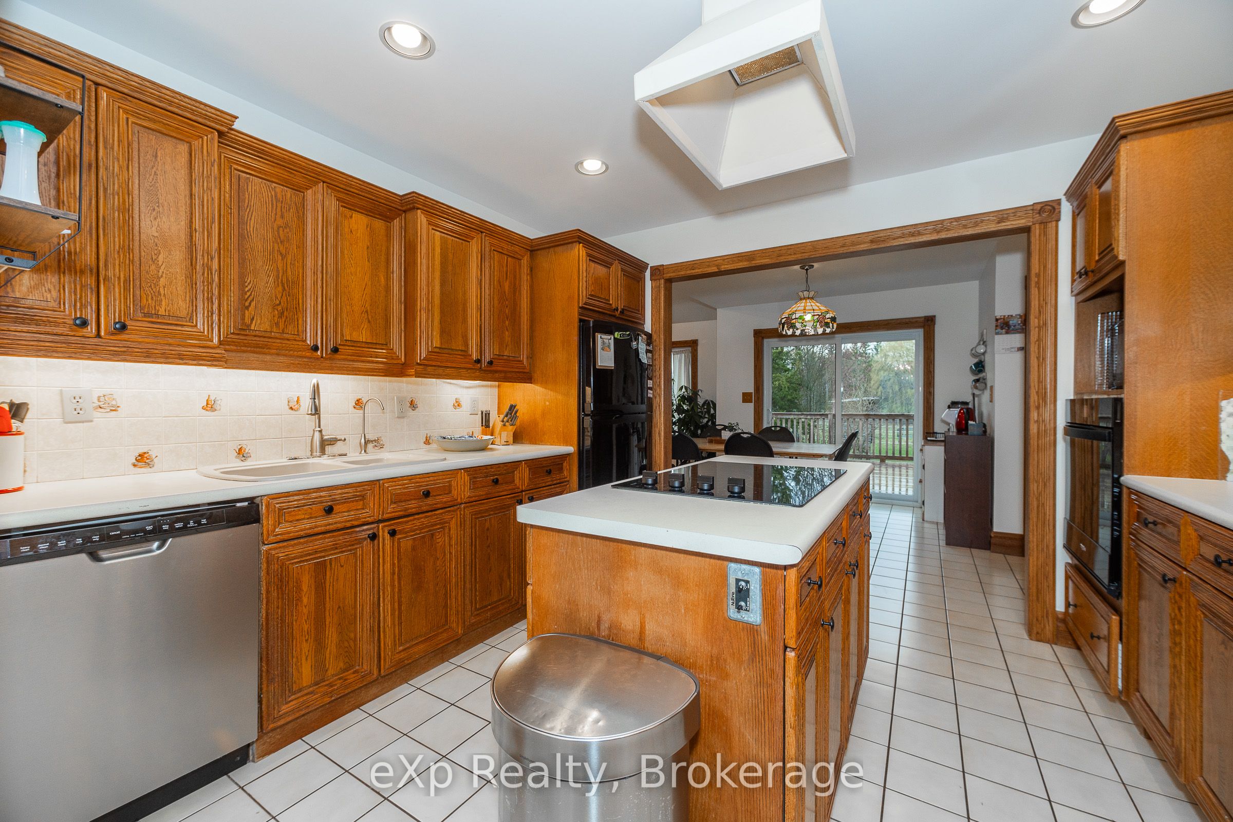 418485 Concession A Property Photo 16