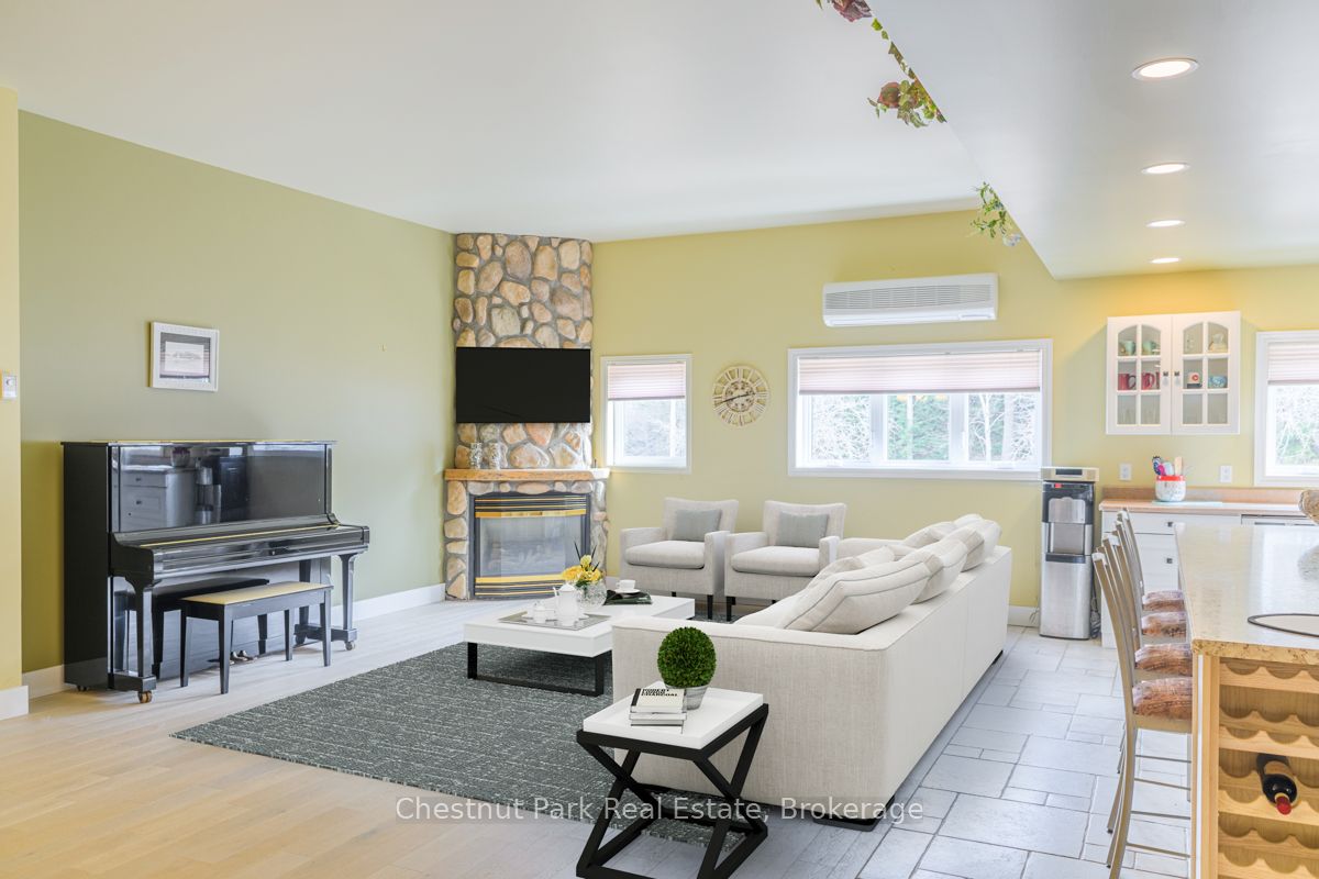 10 George Walk Property Photo 12