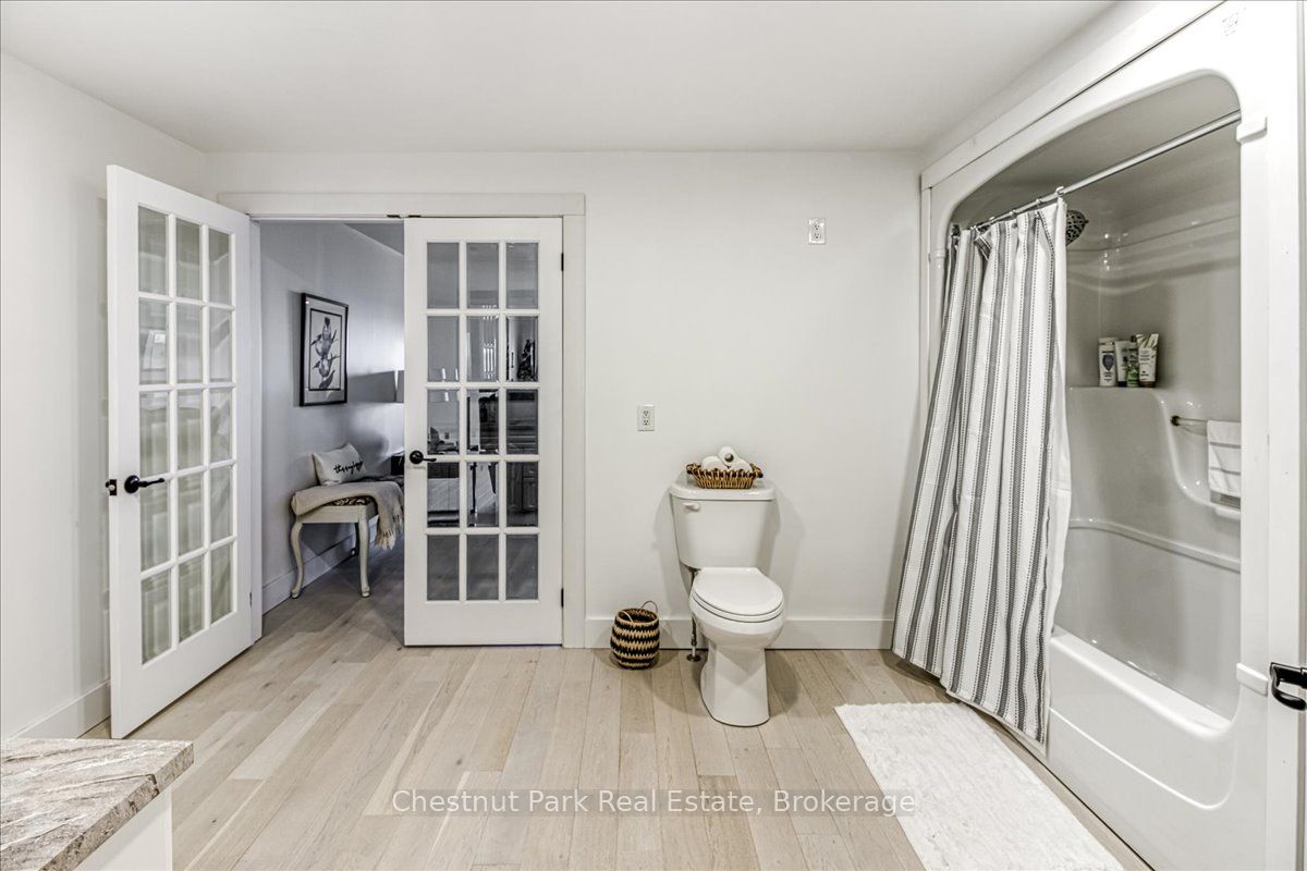 10 George Walk Property Photo 21