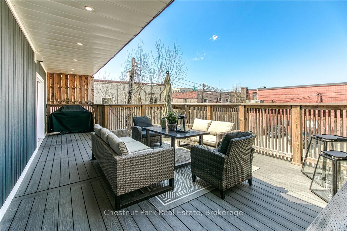 10 George Walk Property Photo 24
