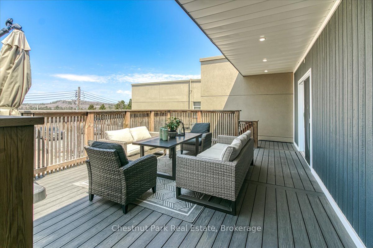 10 George Walk Property Photo 25