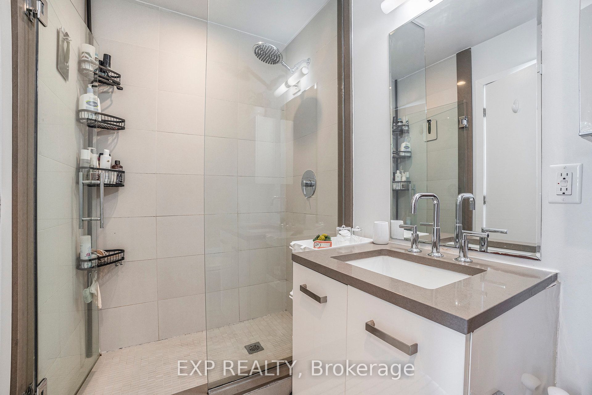 224 Lyon Street N 516 Property Photo 21