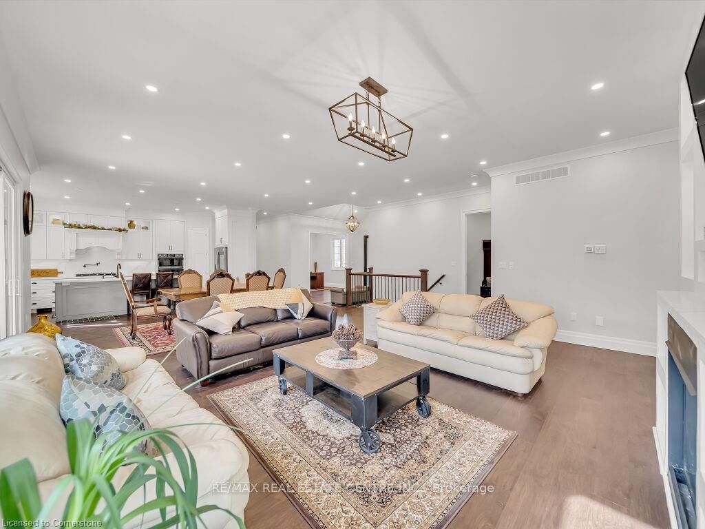 1011 Townline Road Property Photo 8
