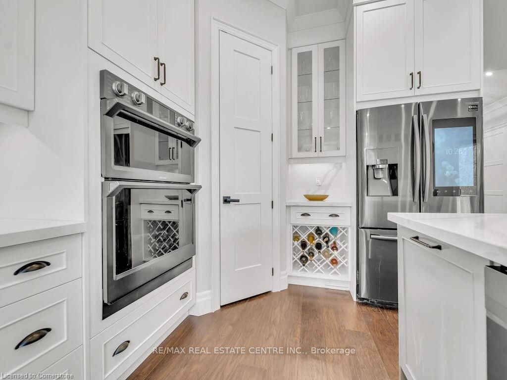 1011 Townline Road Property Photo 10