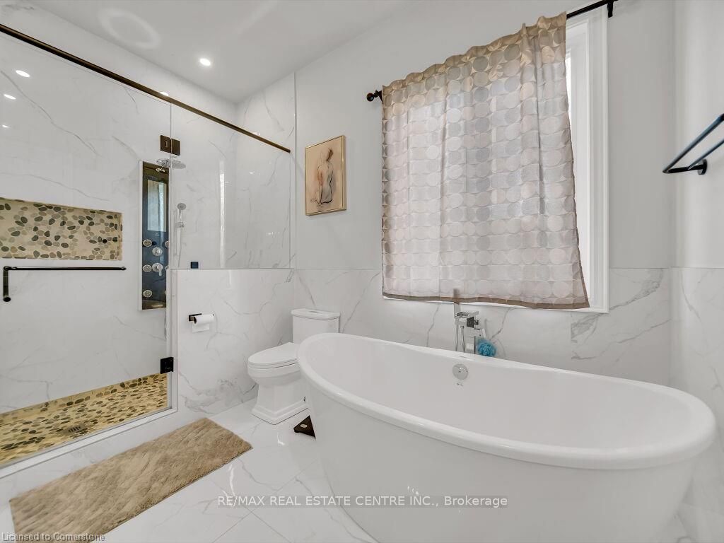 1011 Townline Road Property Photo 14
