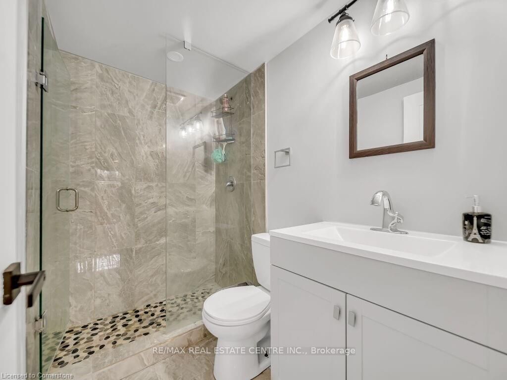 1011 Townline Road Property Photo 16