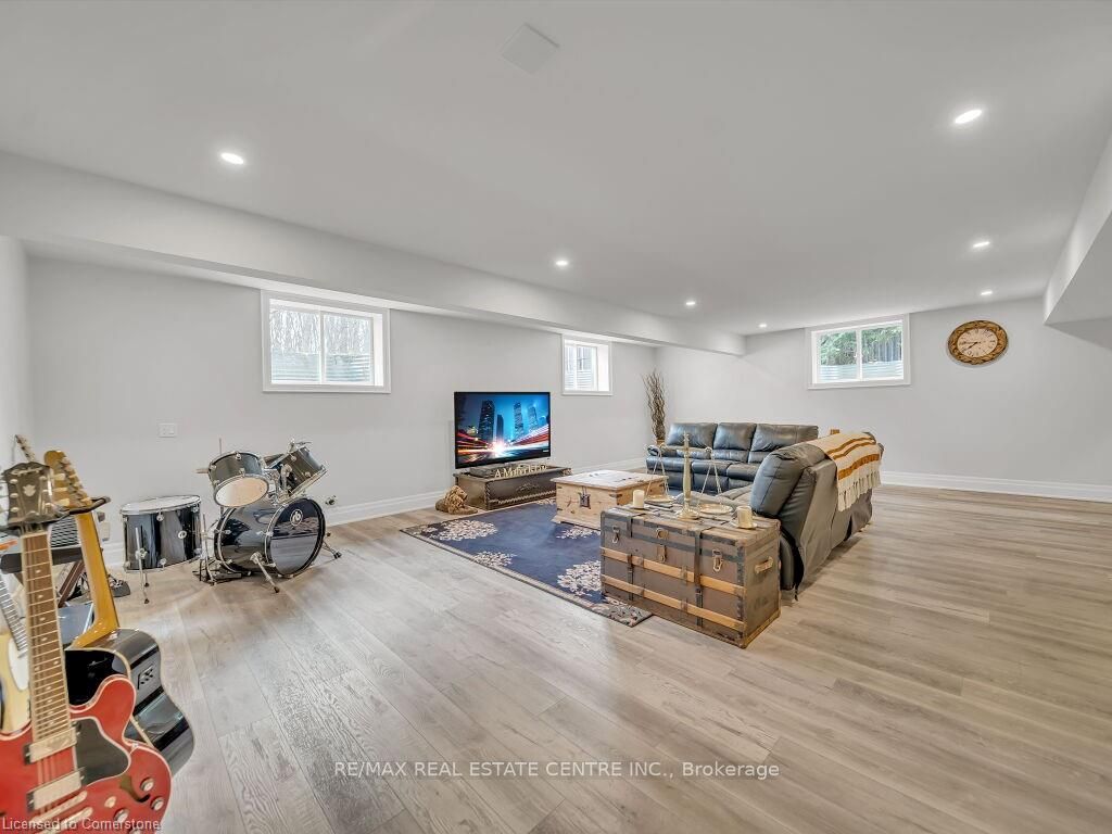 1011 Townline Road Property Photo 21