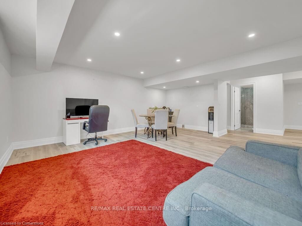 1011 Townline Road Property Photo 25