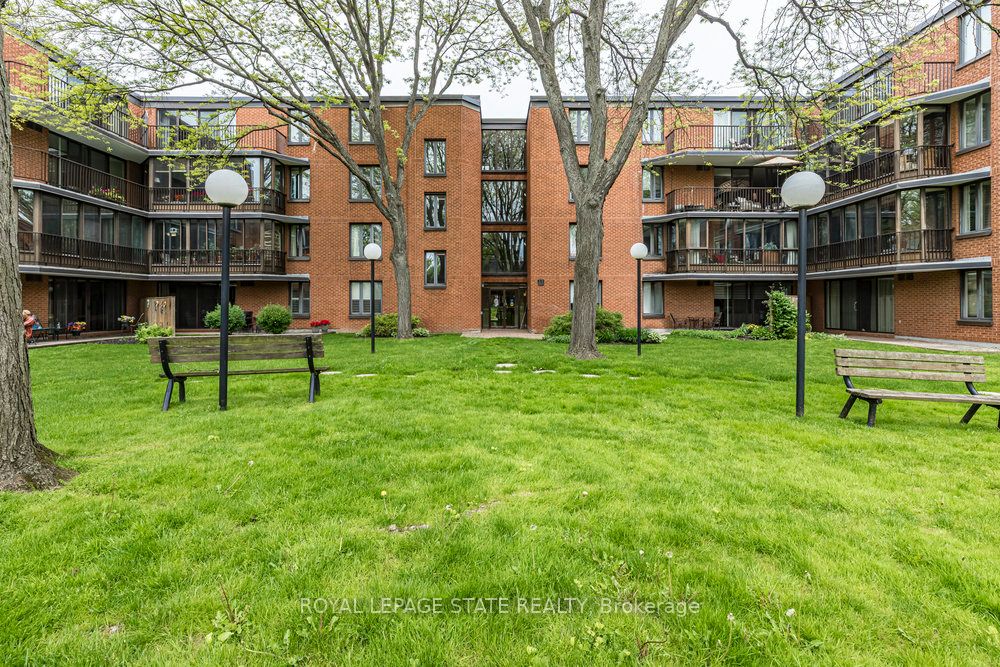 150 Wilson Street W 220 Property Photo 3