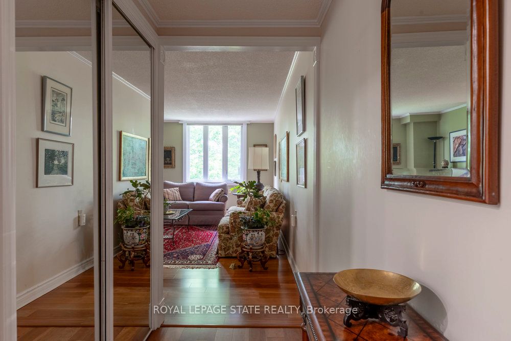 150 Wilson Street W 220 Property Photo 7