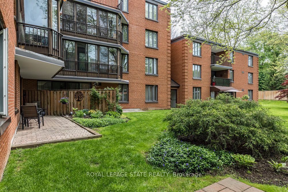 150 Wilson Street W 220 Property Photo 44