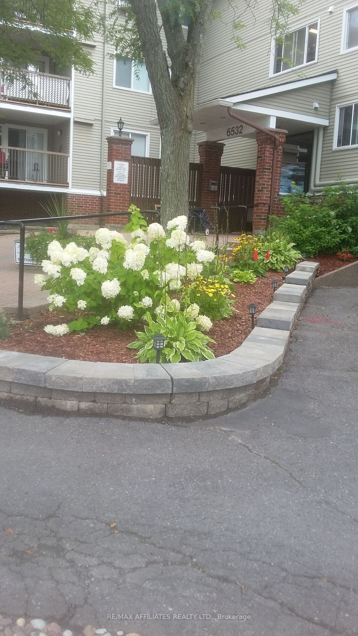 #307 - 6532 Bilberry Drive Property Photo 3