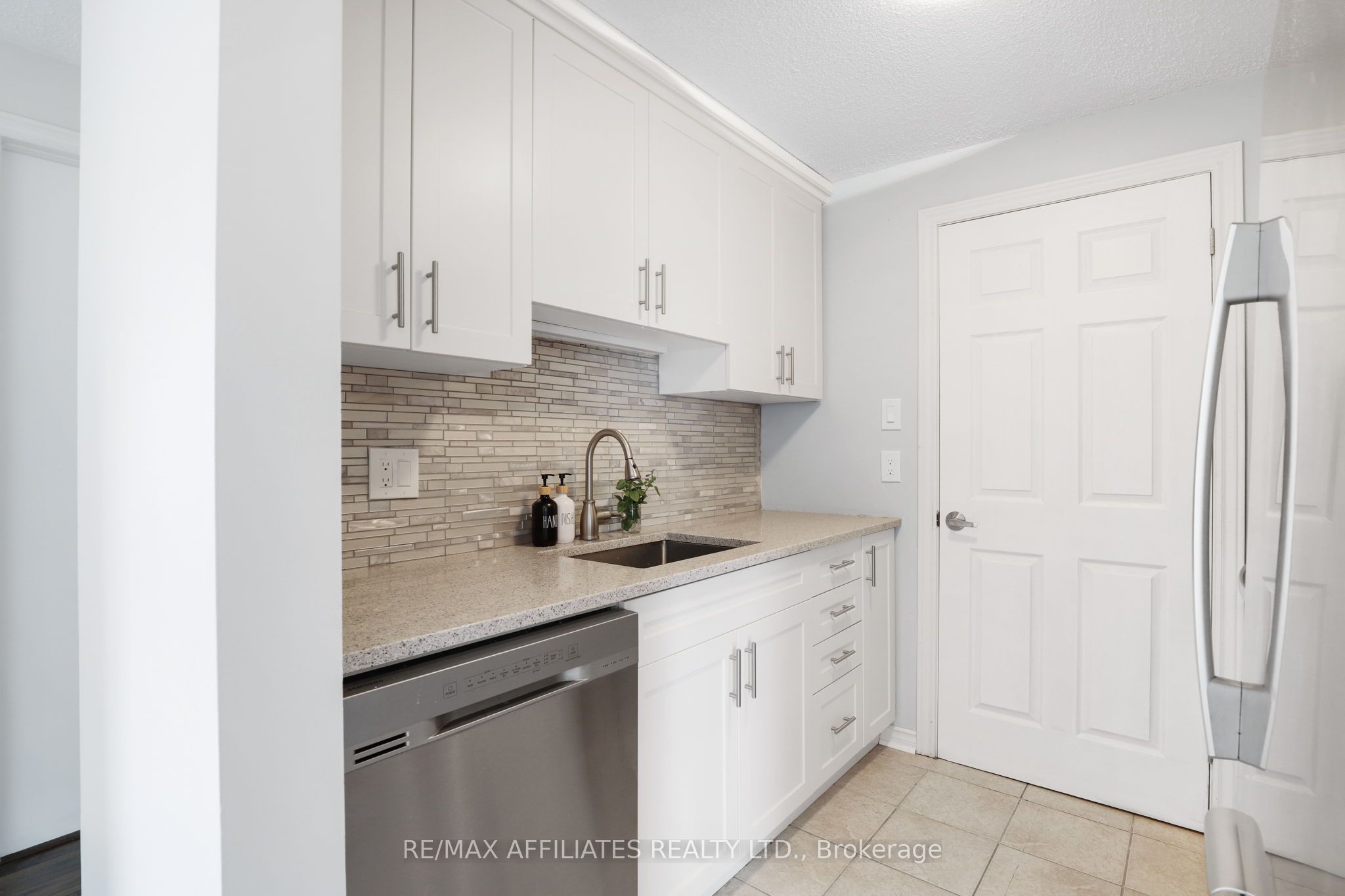 6532 Bilberry Drive 307 Property Photo 12