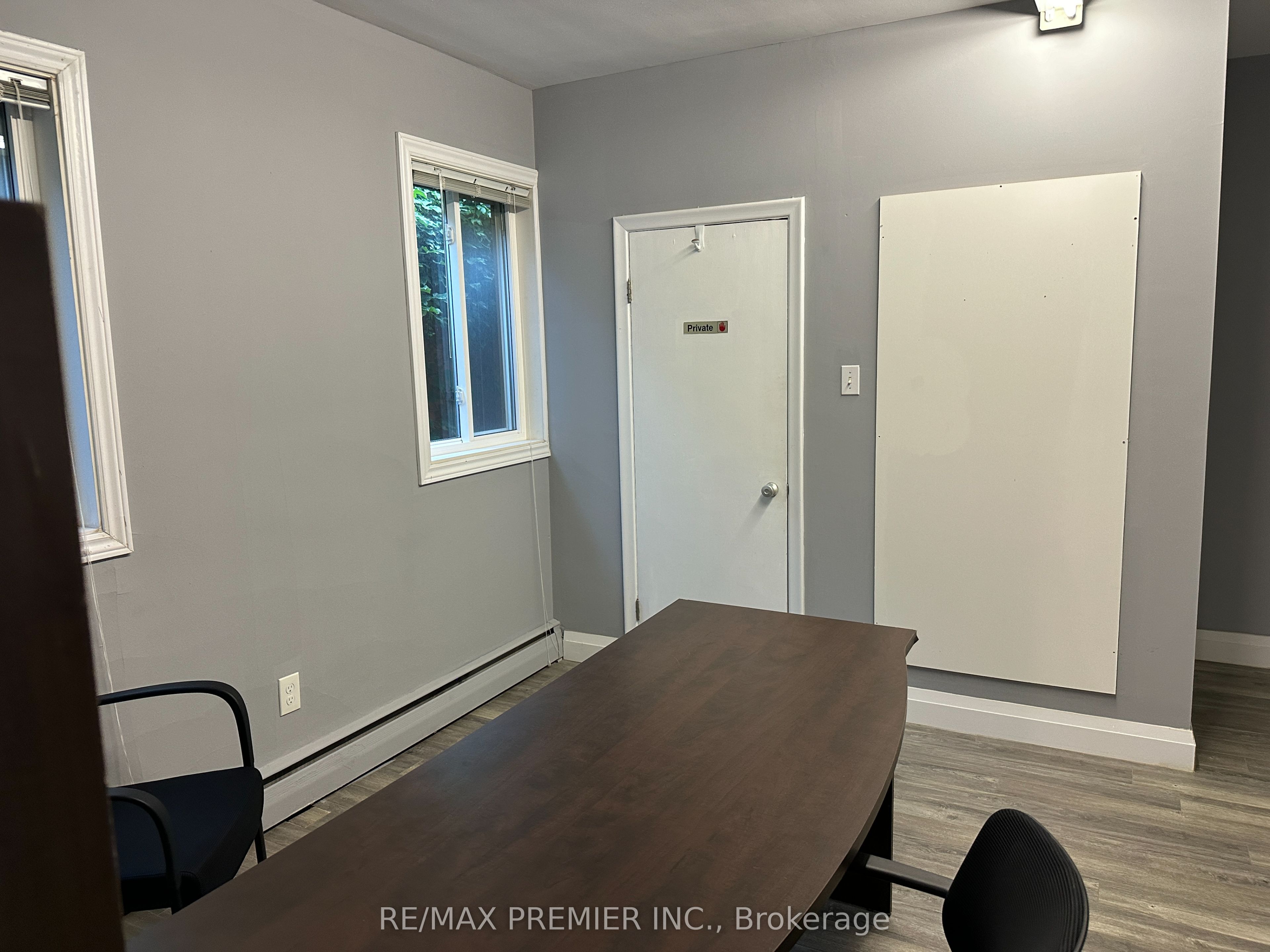 #m04 A-b - 70 King Street Property Photo 9