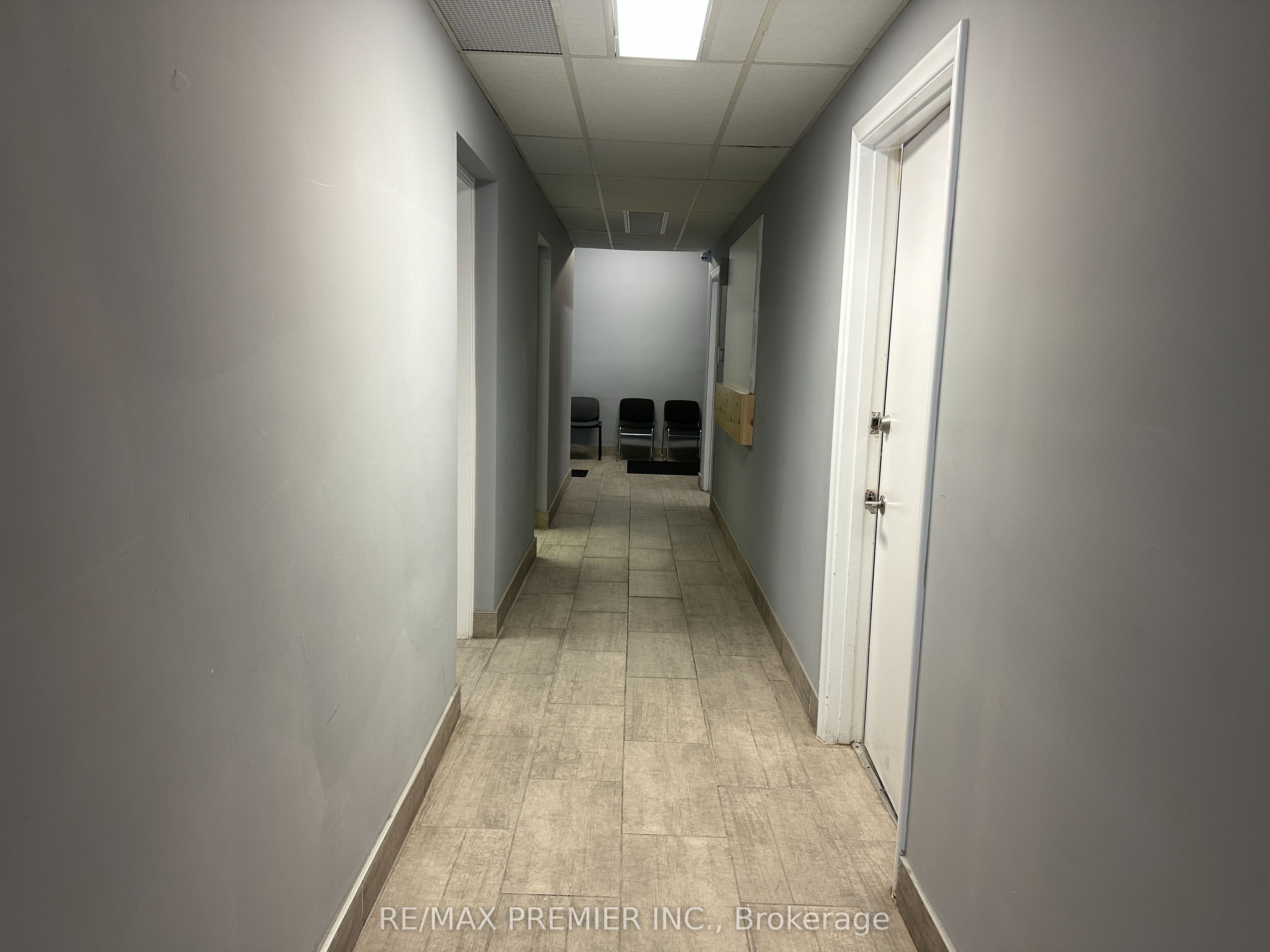 #r02 A-b - 70 King Street Property Photo 6