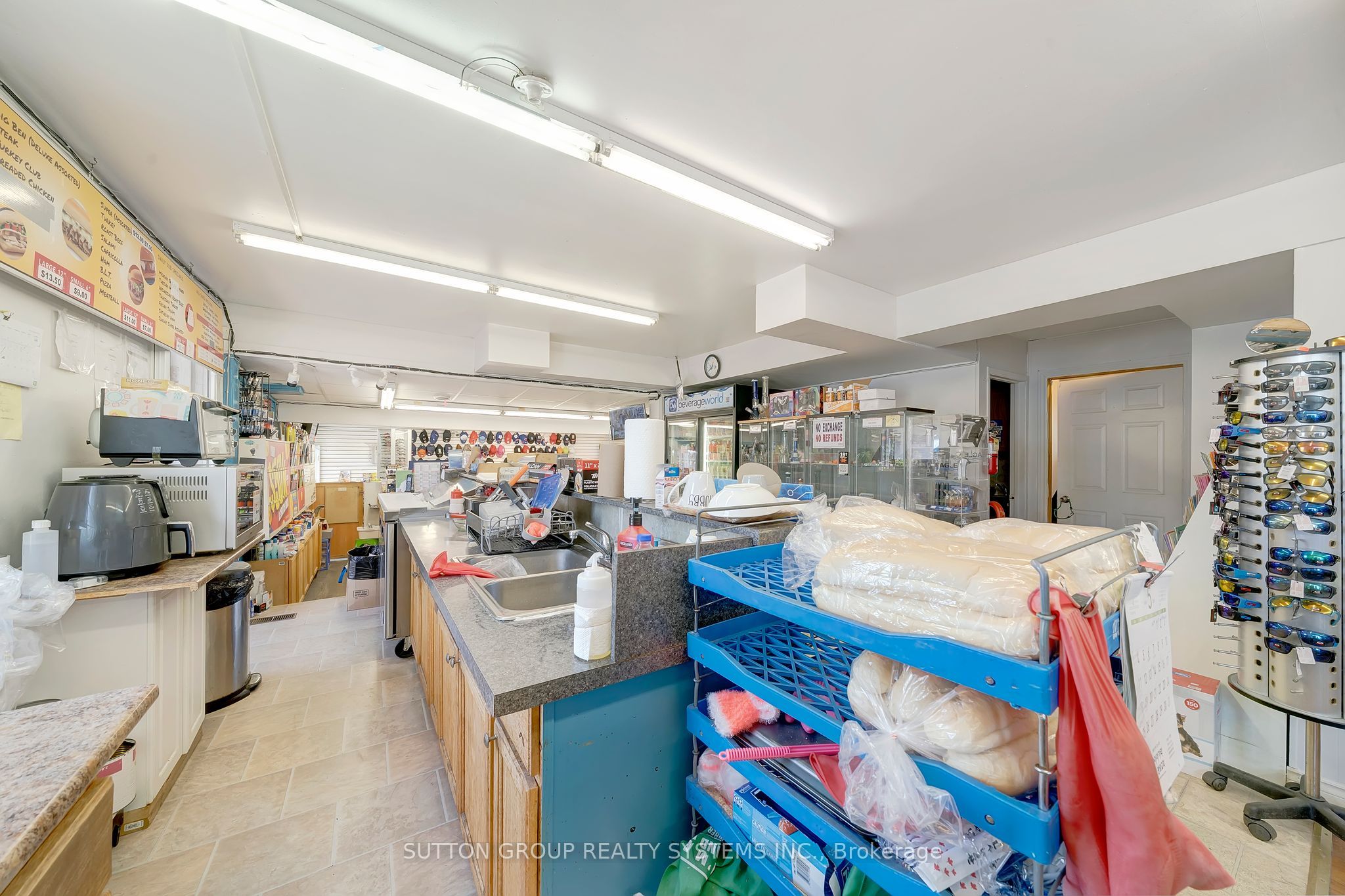 58 Southworth St Property Photo 13