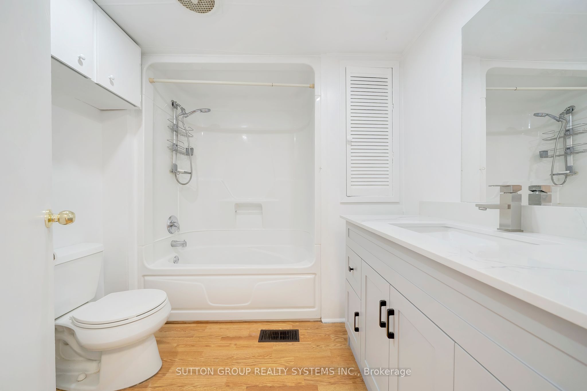 58 Southworth St Property Photo 32