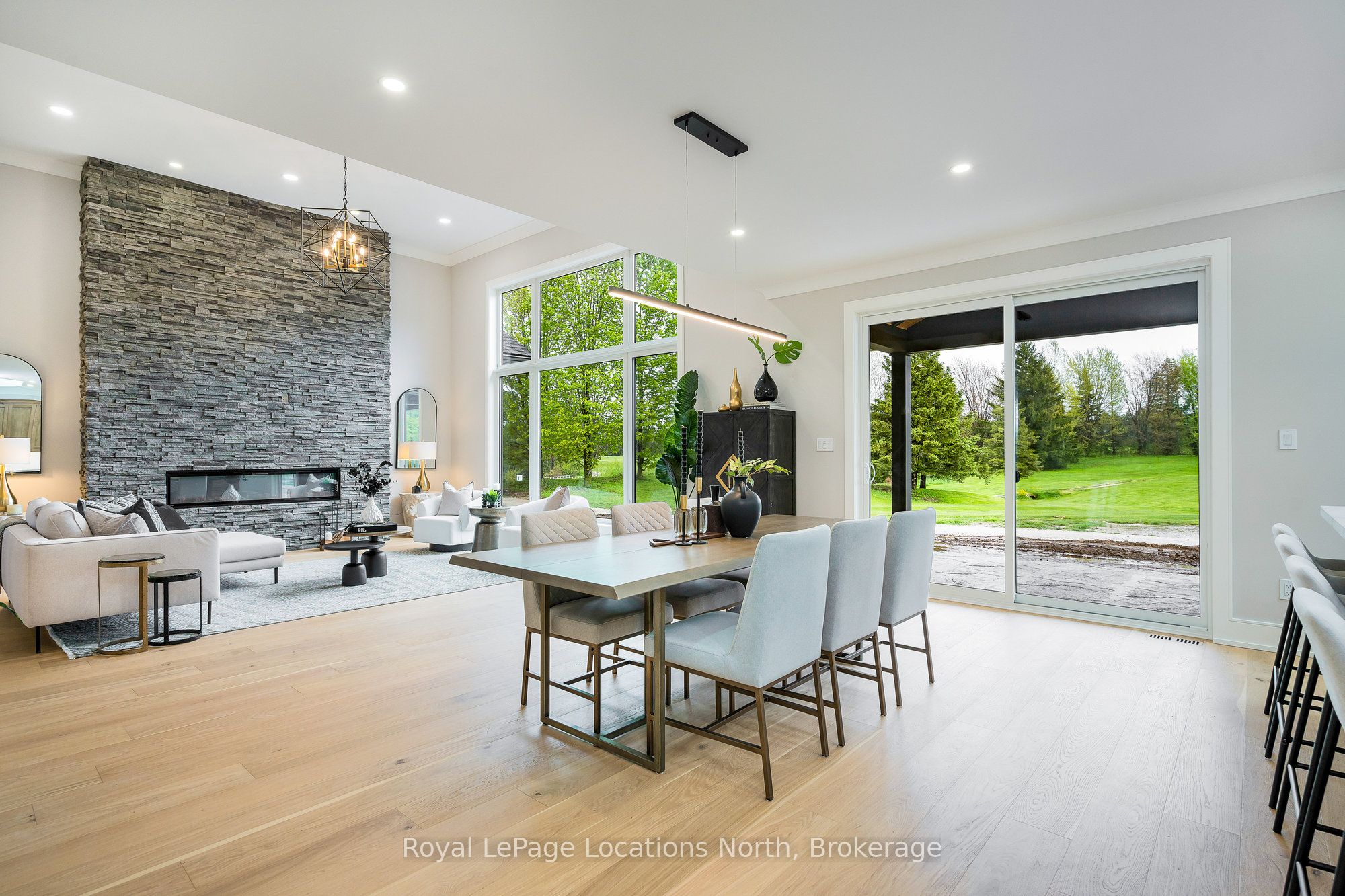 30 Hilton Lane Property Photo 10