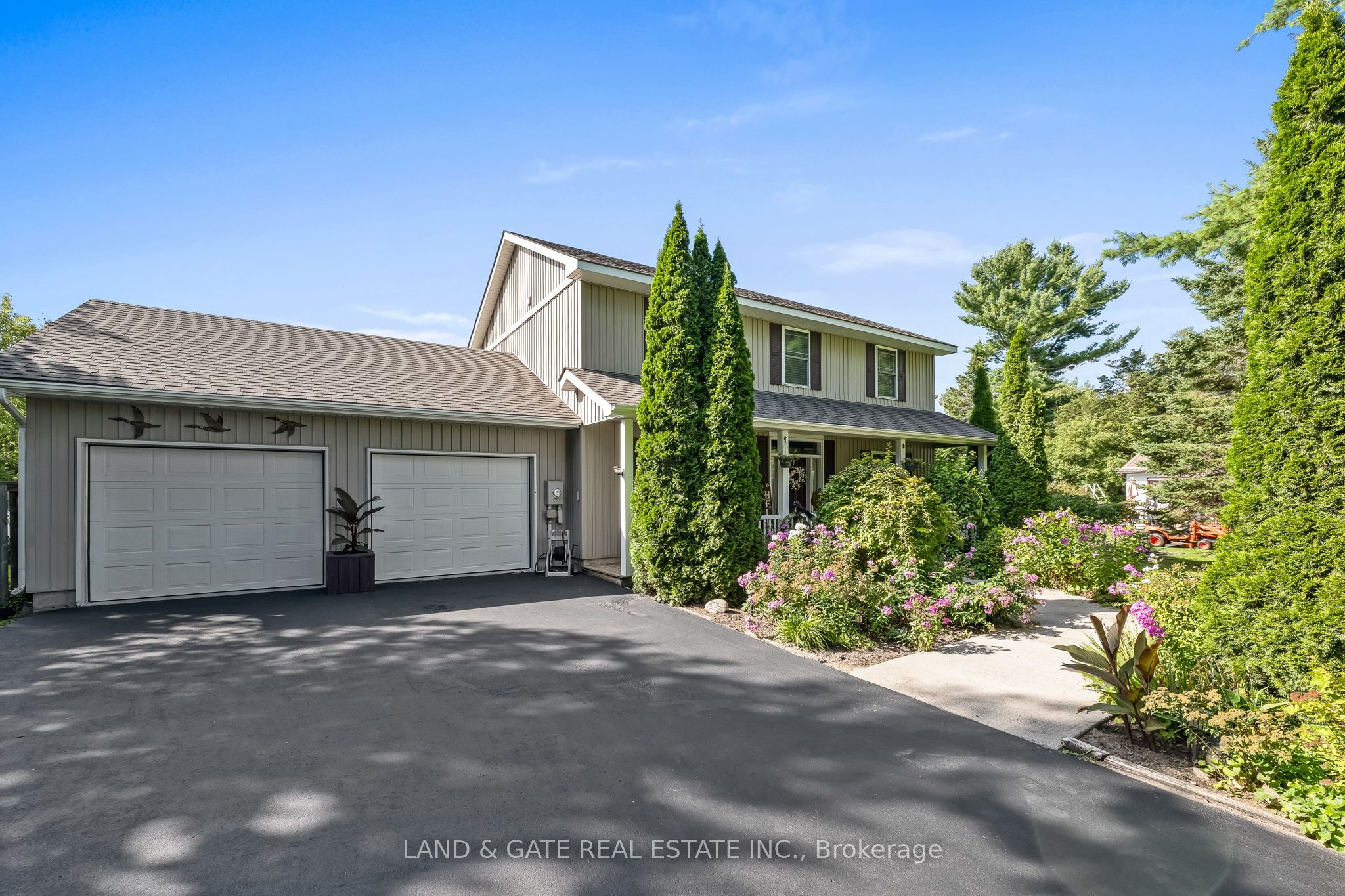 184 Harbard Rd Property Photo 1