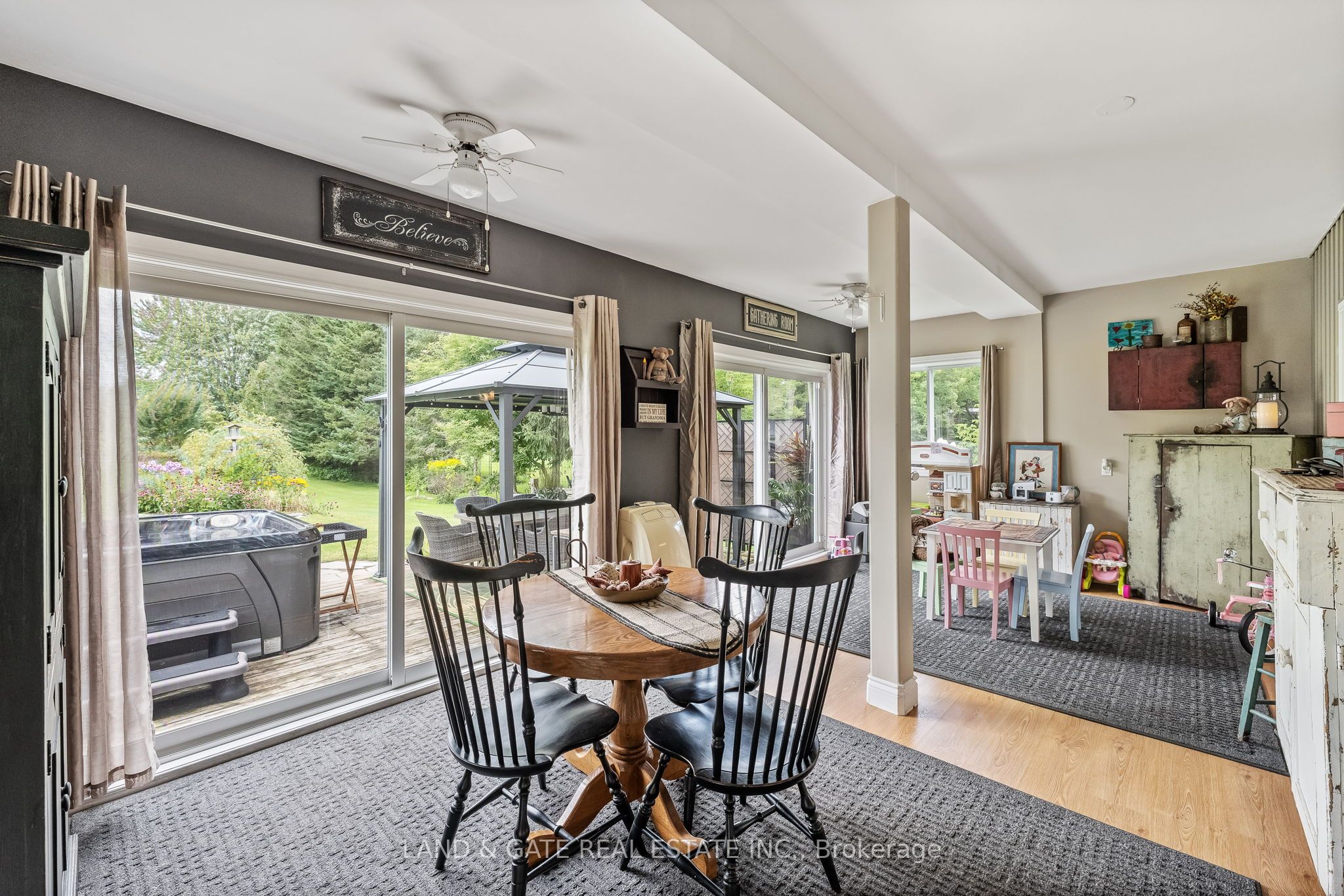184 Harbard Road W Property Photo 26