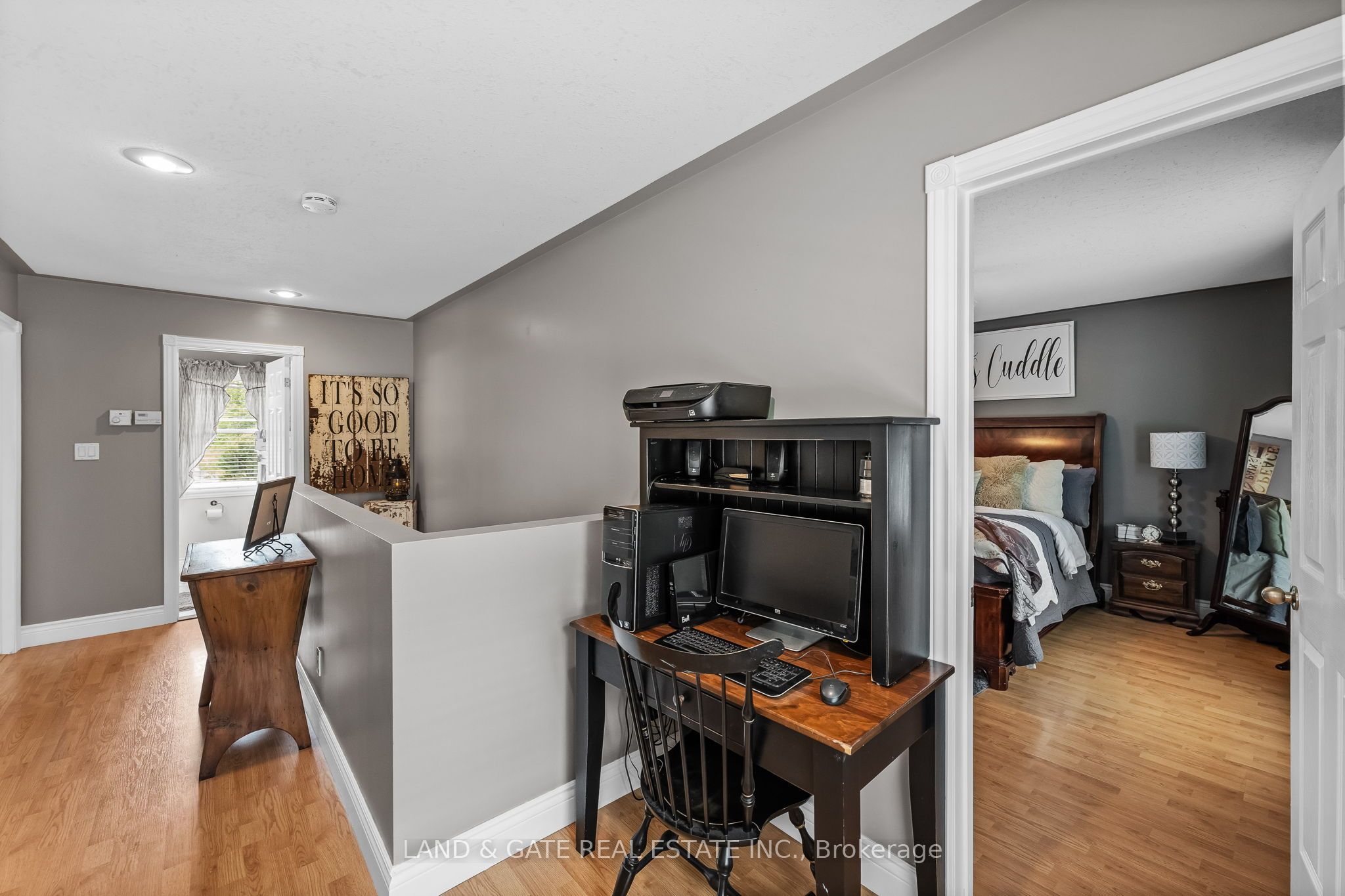 184 Harbard Road W Property Photo 33