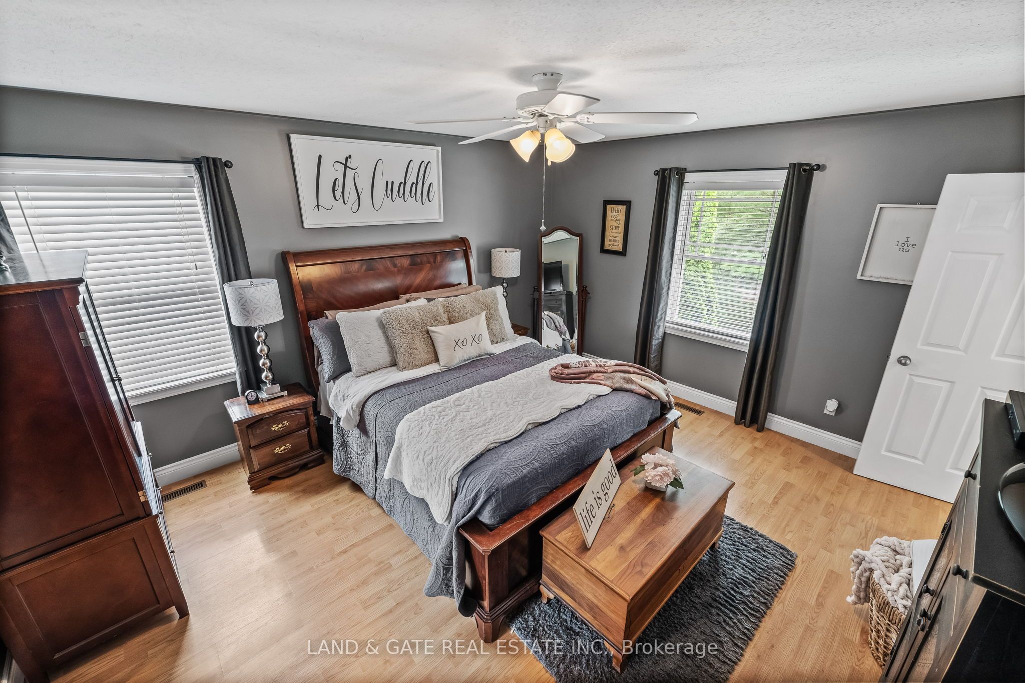 184 Harbard Road W Property Photo 35