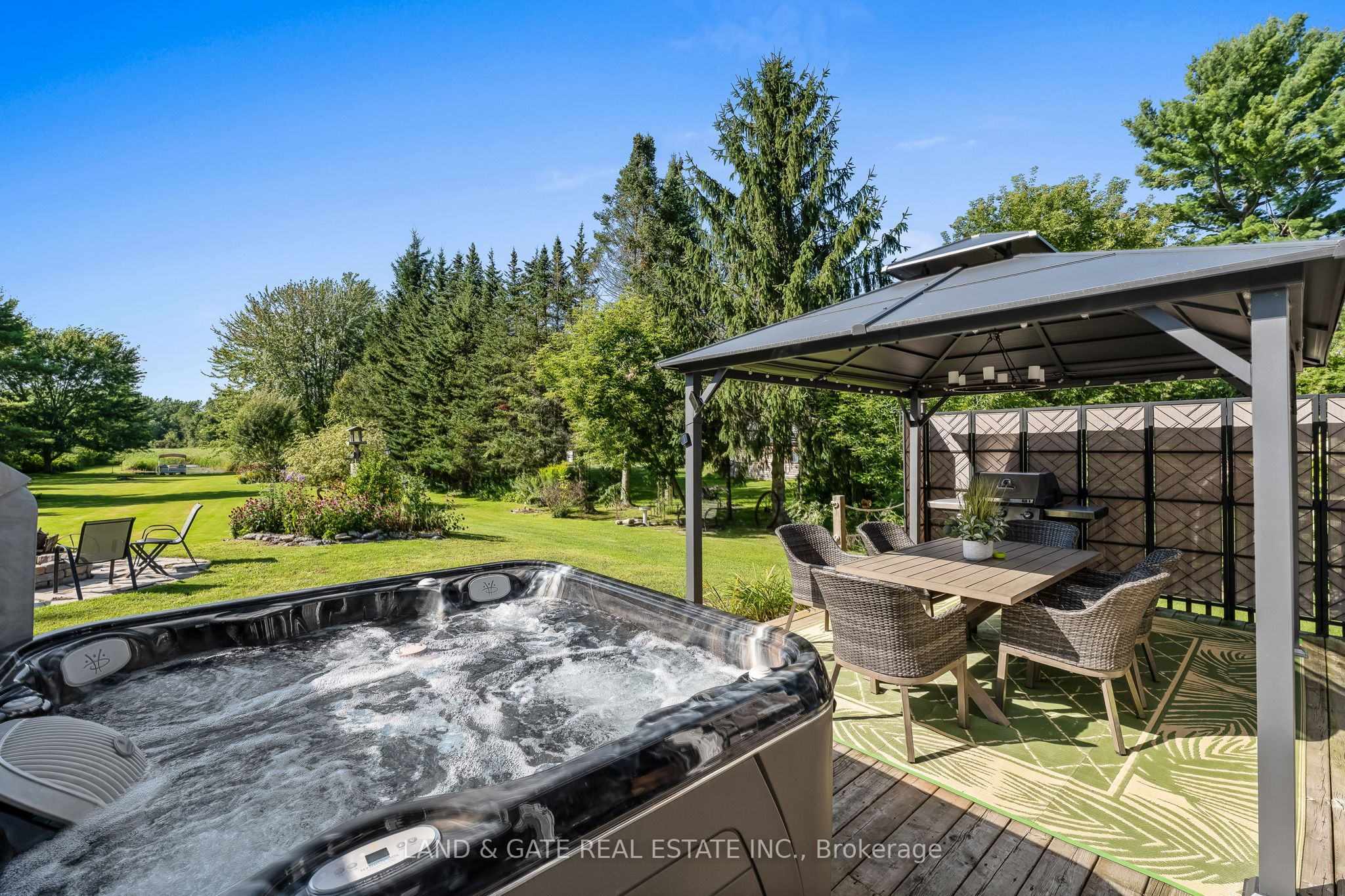 184 Harbard Road W Property Photo 42